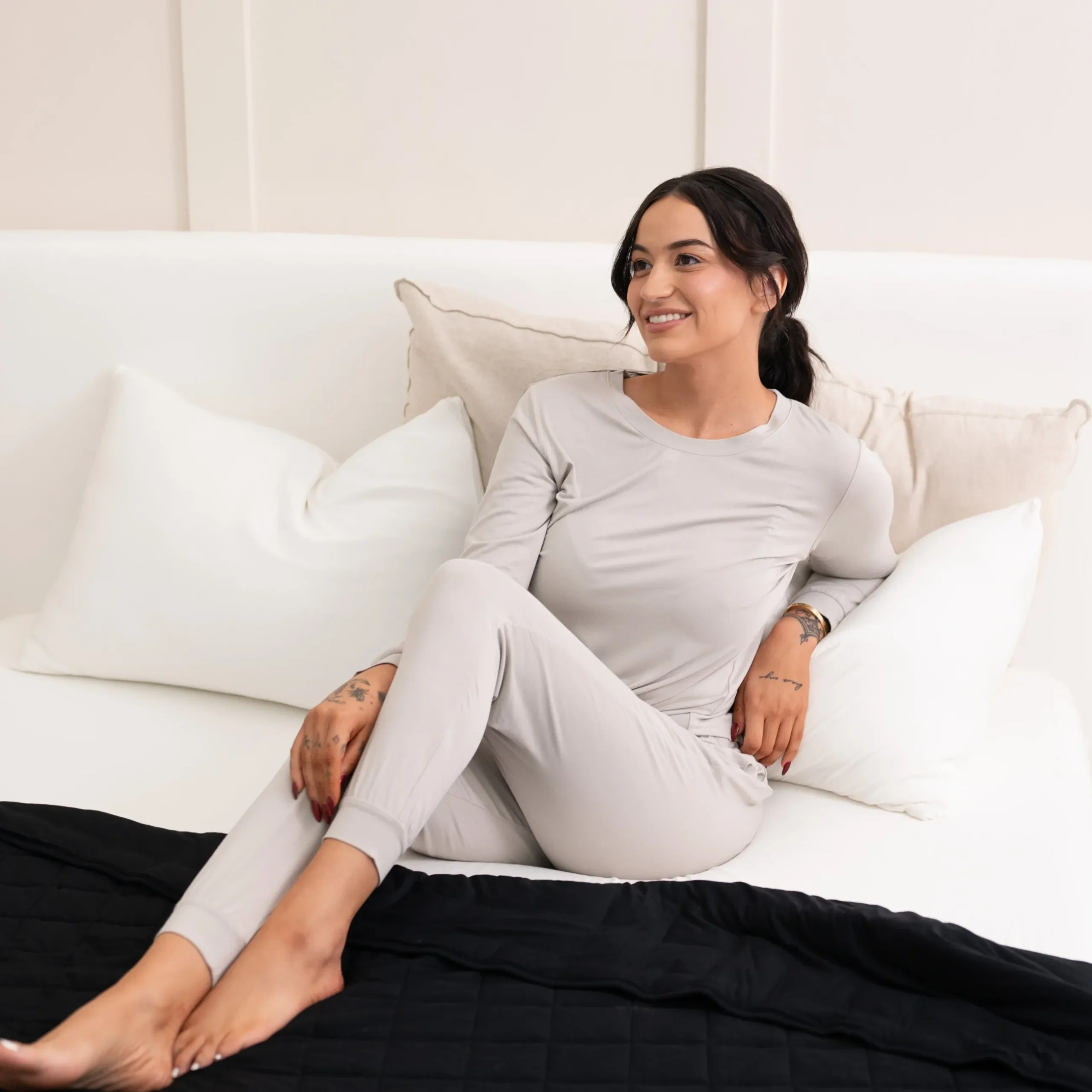 Online Kyte Baby Adult Quilted Blanket in Midnight 1.0