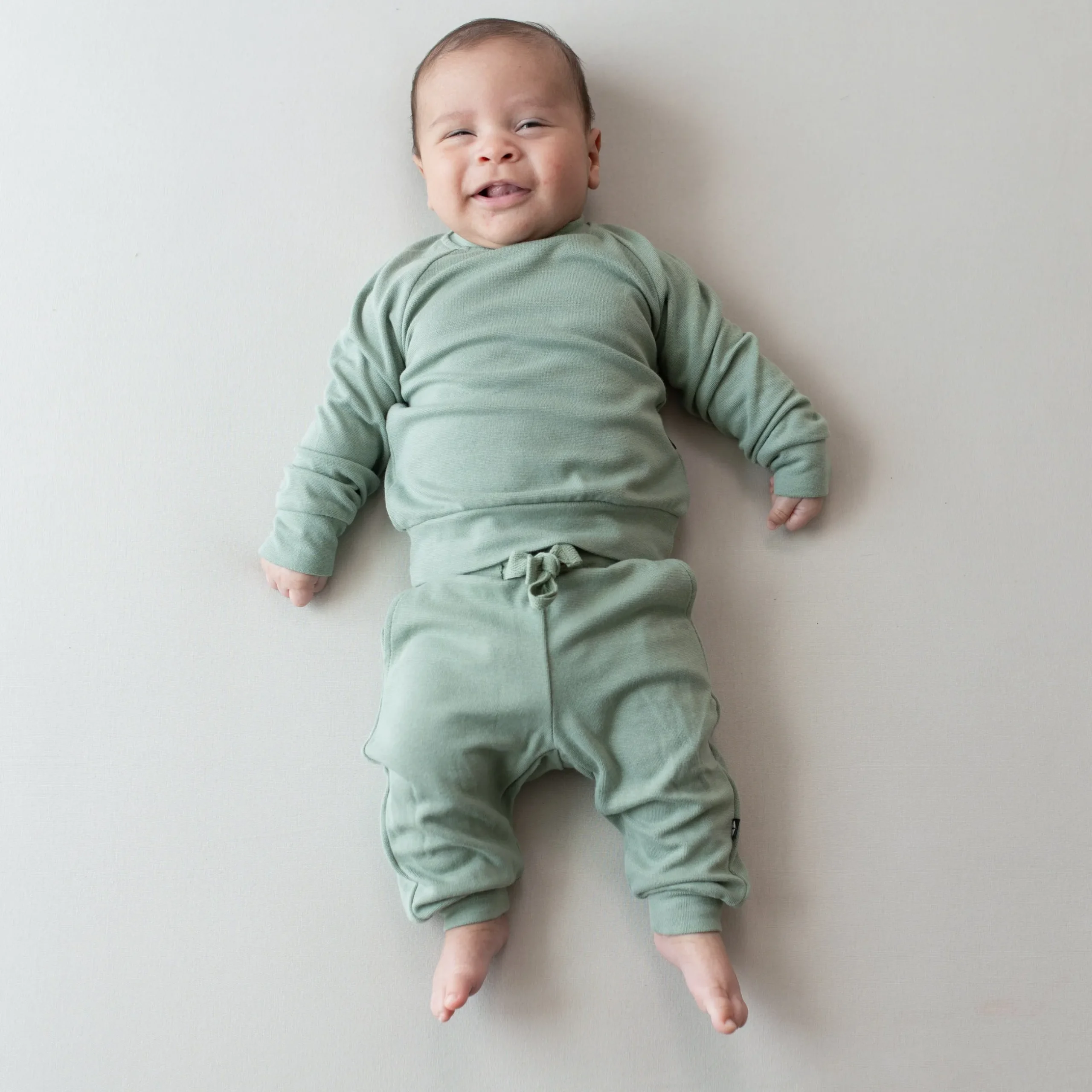 Hot Kyte Baby Bamboo Jersey Jogger Set in Thyme