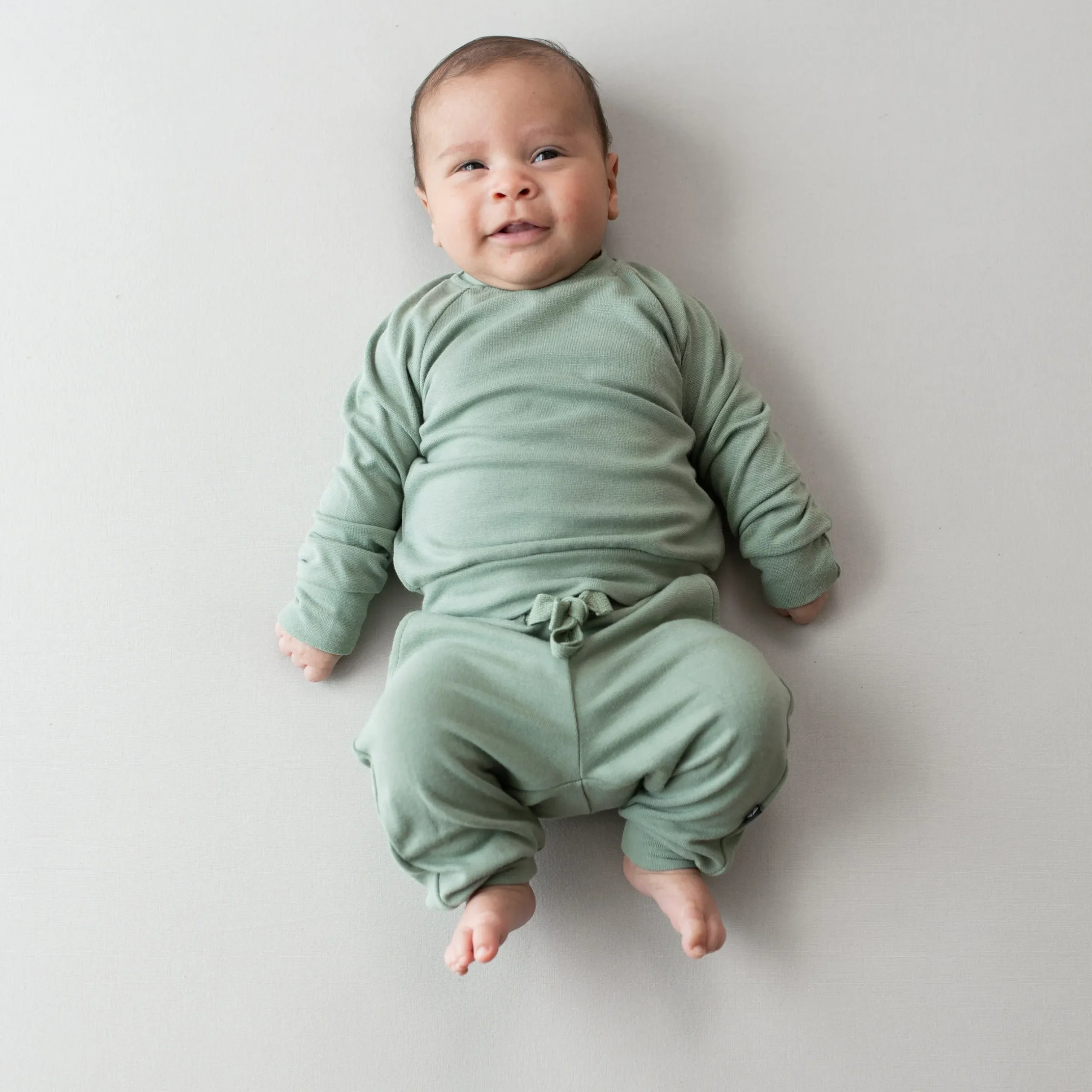 Hot Kyte Baby Bamboo Jersey Jogger Set in Thyme