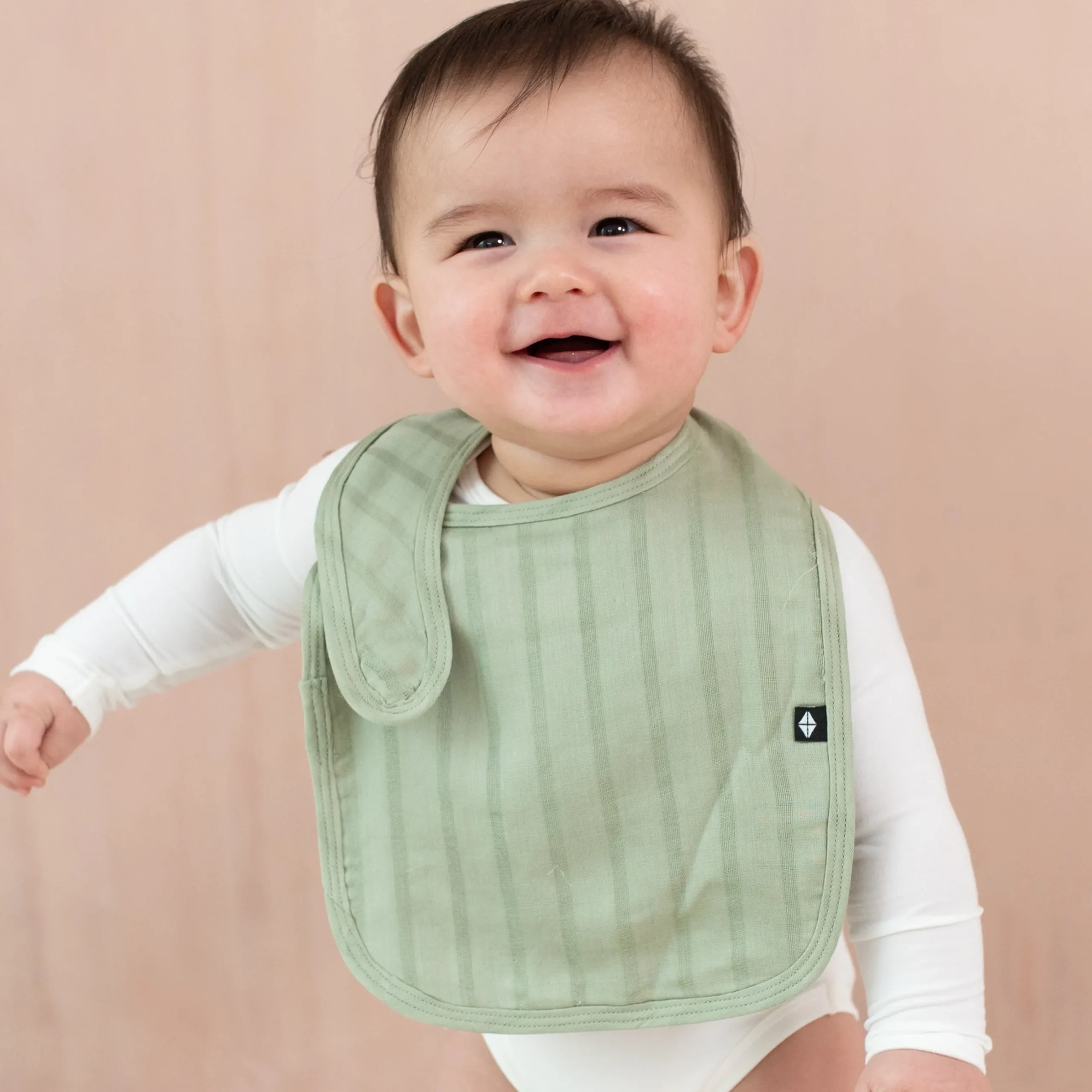 Sale Kyte Baby Bamboo Muslin Bib in Jojoba