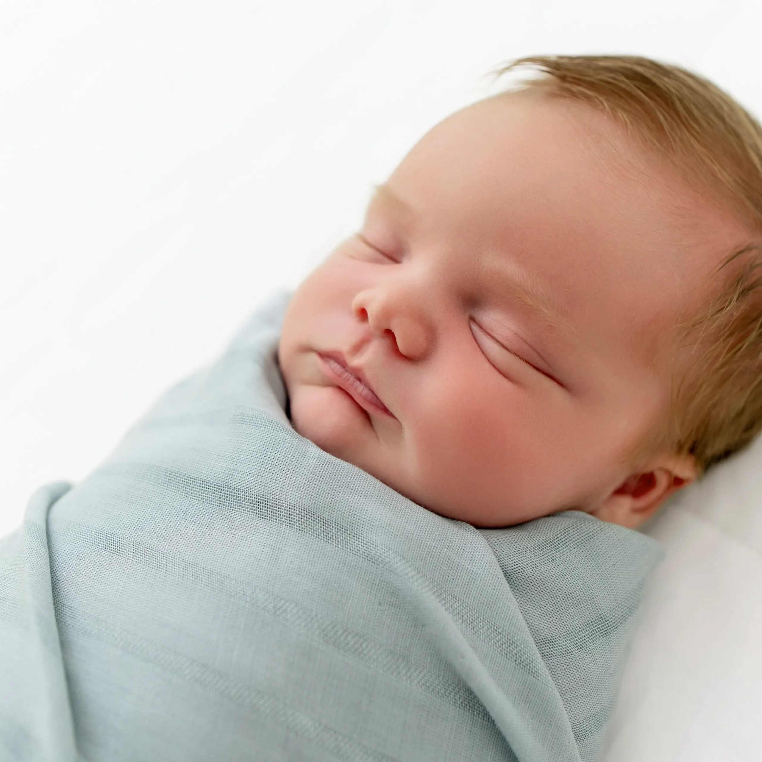 Best Kyte Baby Bamboo Muslin Swaddle Blanket in Mist