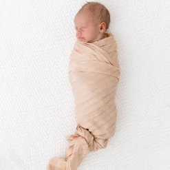 New Kyte Baby Bamboo Muslin Swaddle Blanket in Porcelain