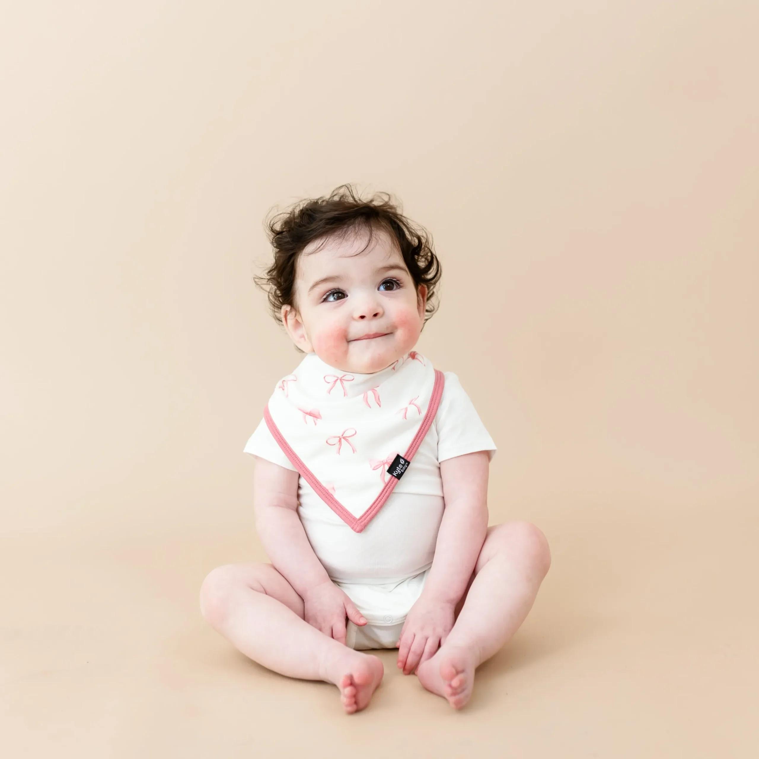 Hot Kyte Baby Bib in Bow