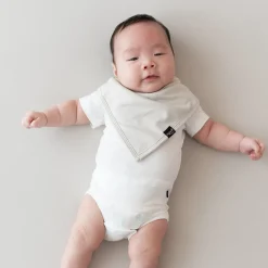 Online Kyte Baby Bib in Oat