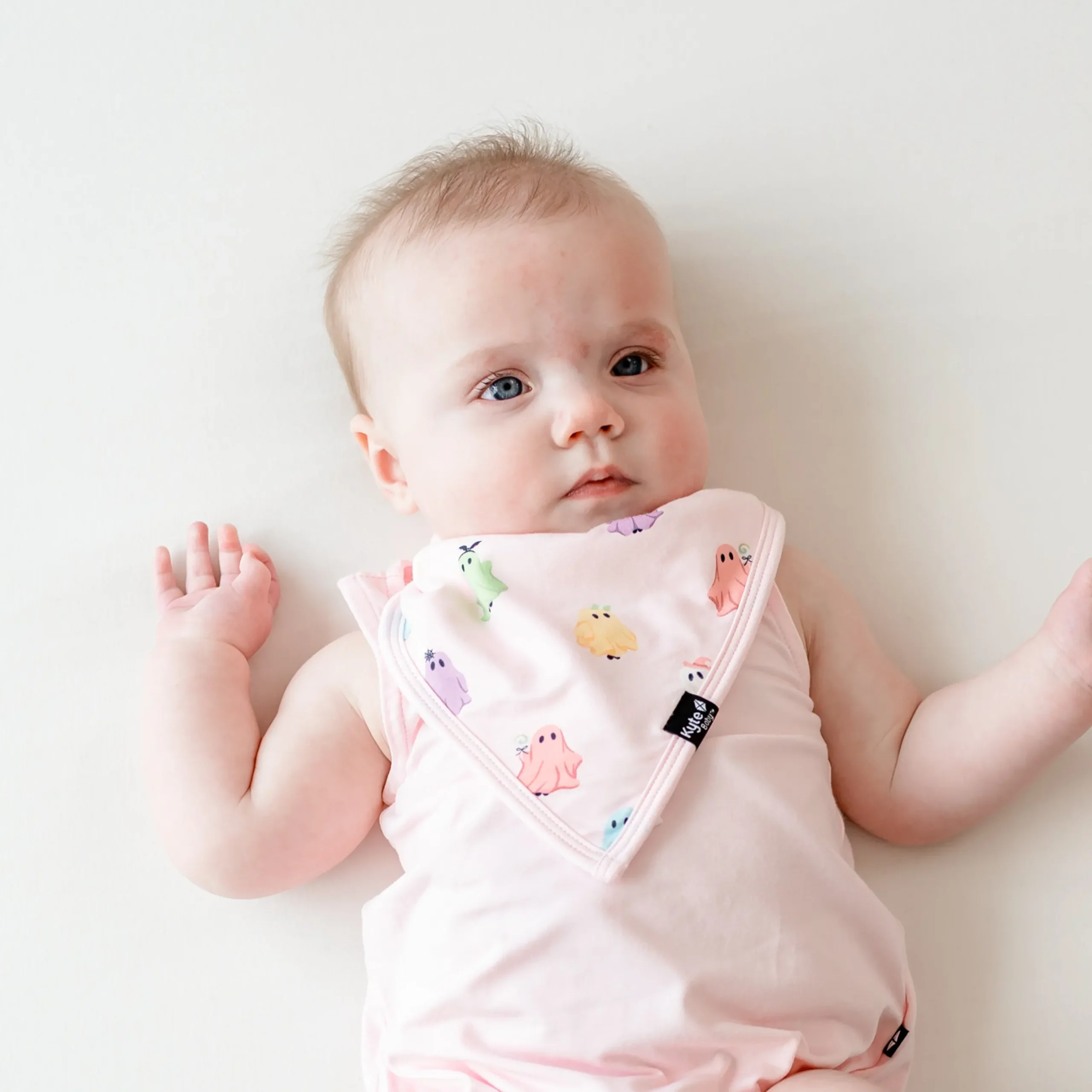 Online Kyte Baby Bib in Pastel Ghost