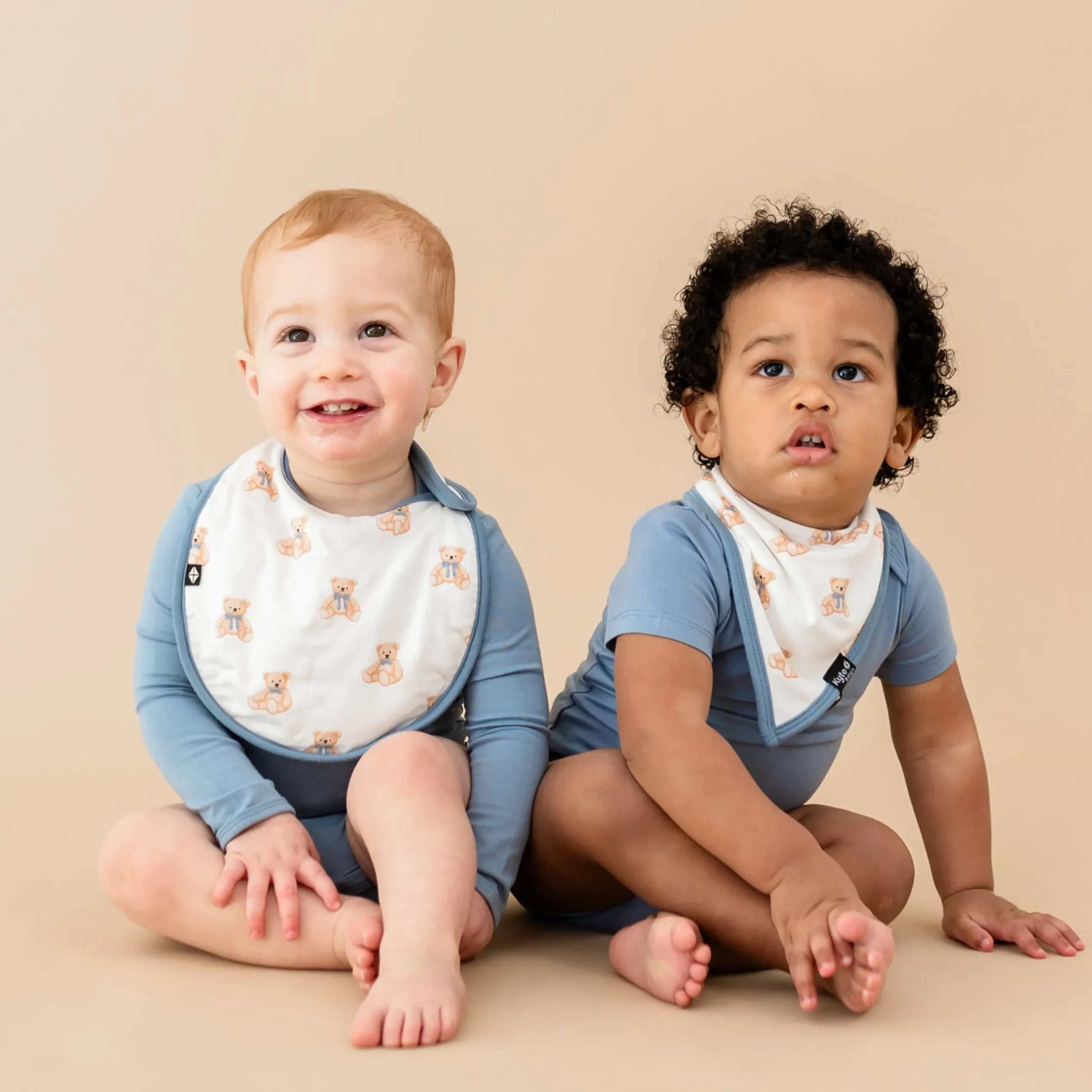 Discount Kyte Baby Bib in Teddy Bear