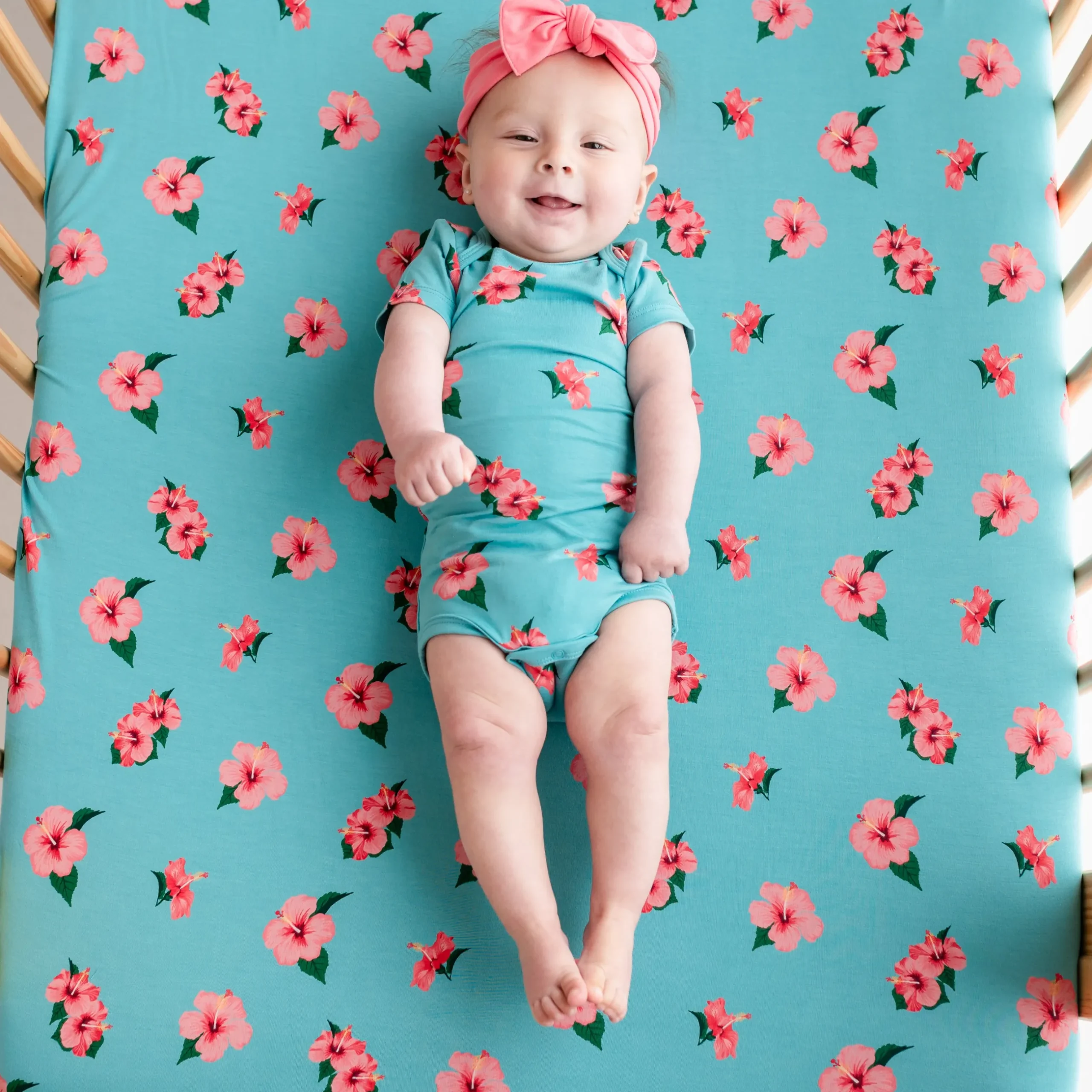 Discount Kyte Baby Bodysuit in Hibiscus