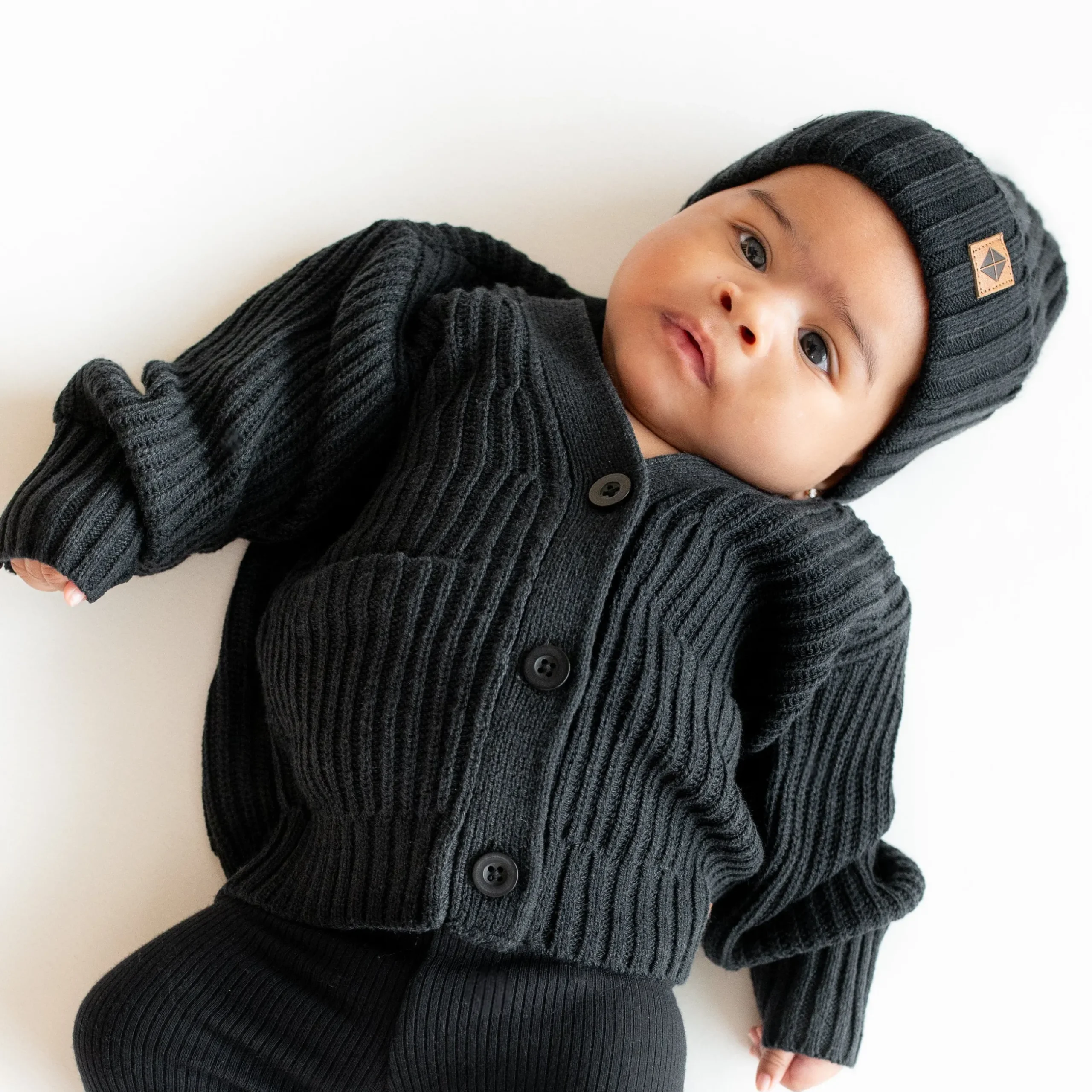 New Kyte Baby Chunky Knit Ribbed Beanie in Midnight