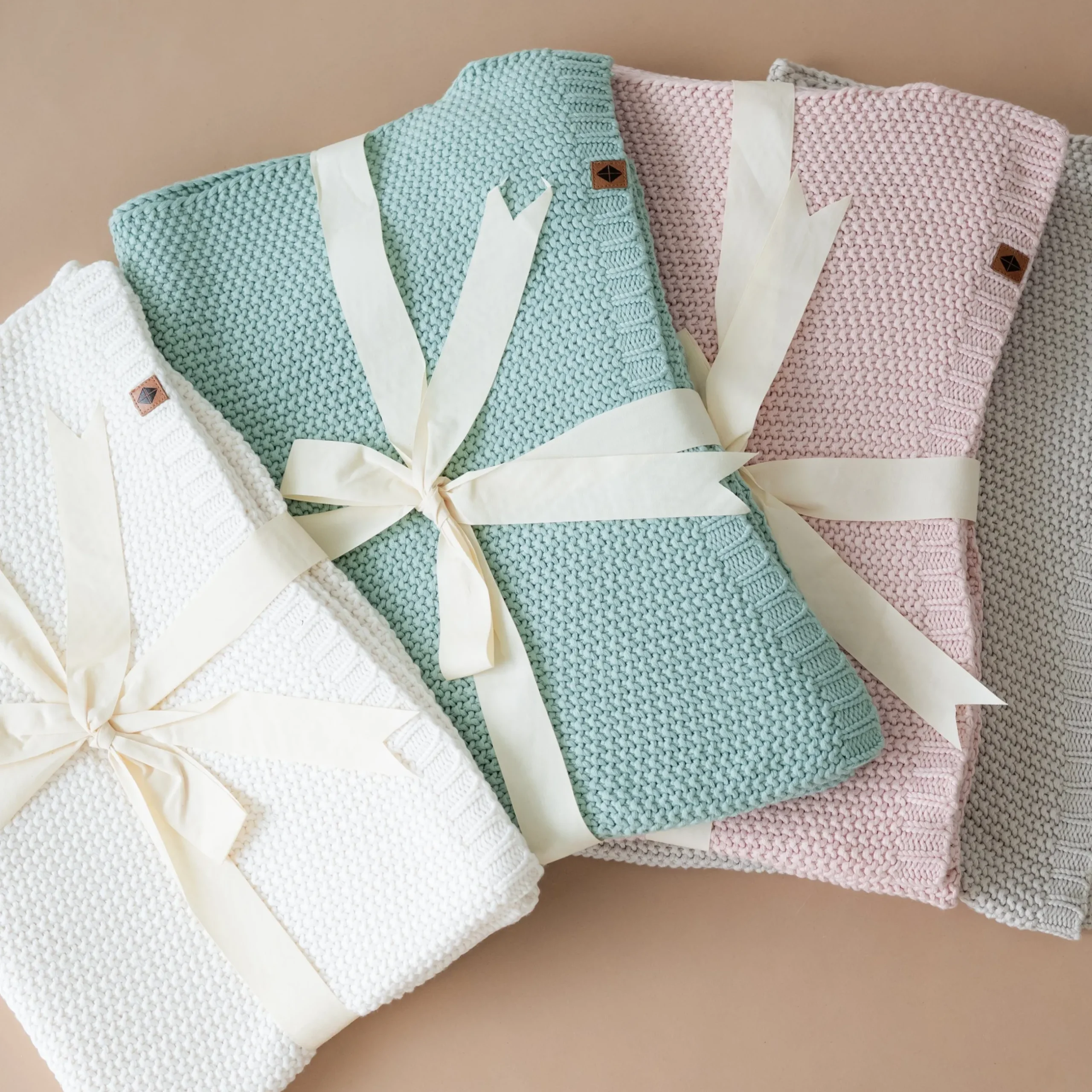 Hot Kyte Baby Chunky Knit Toddler Blanket in Oat
