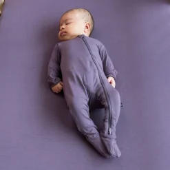 Kyte Baby Crib Sheet in Currant