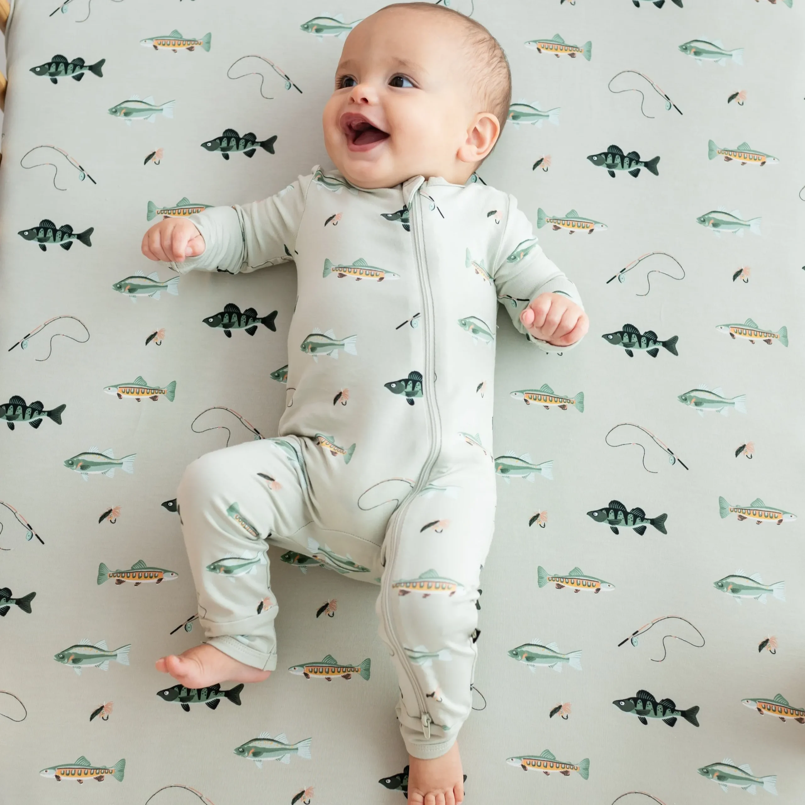 Best Kyte Baby Crib Sheet in Fishing