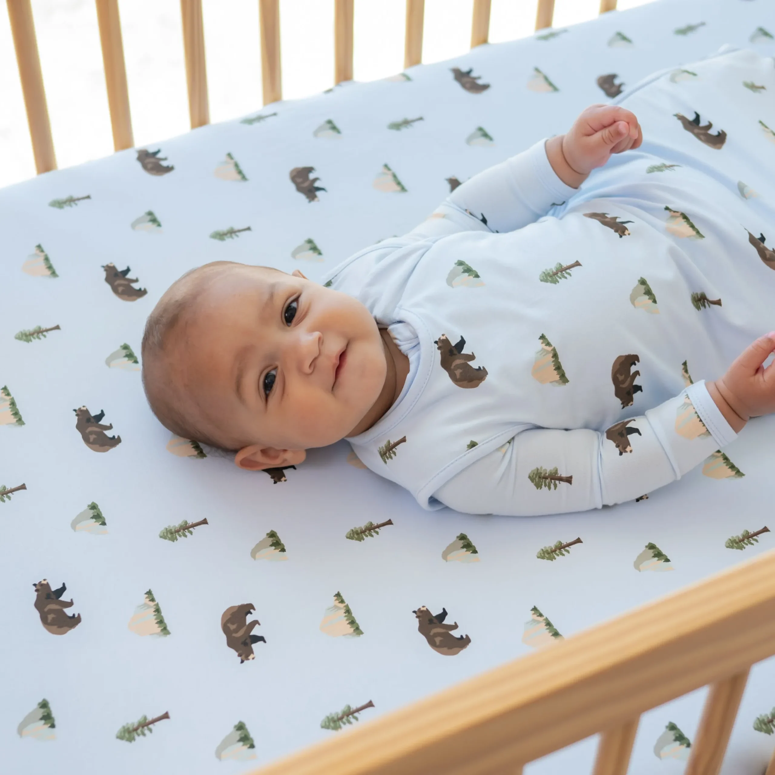 Outlet Kyte Baby Crib Sheet in Yosemite