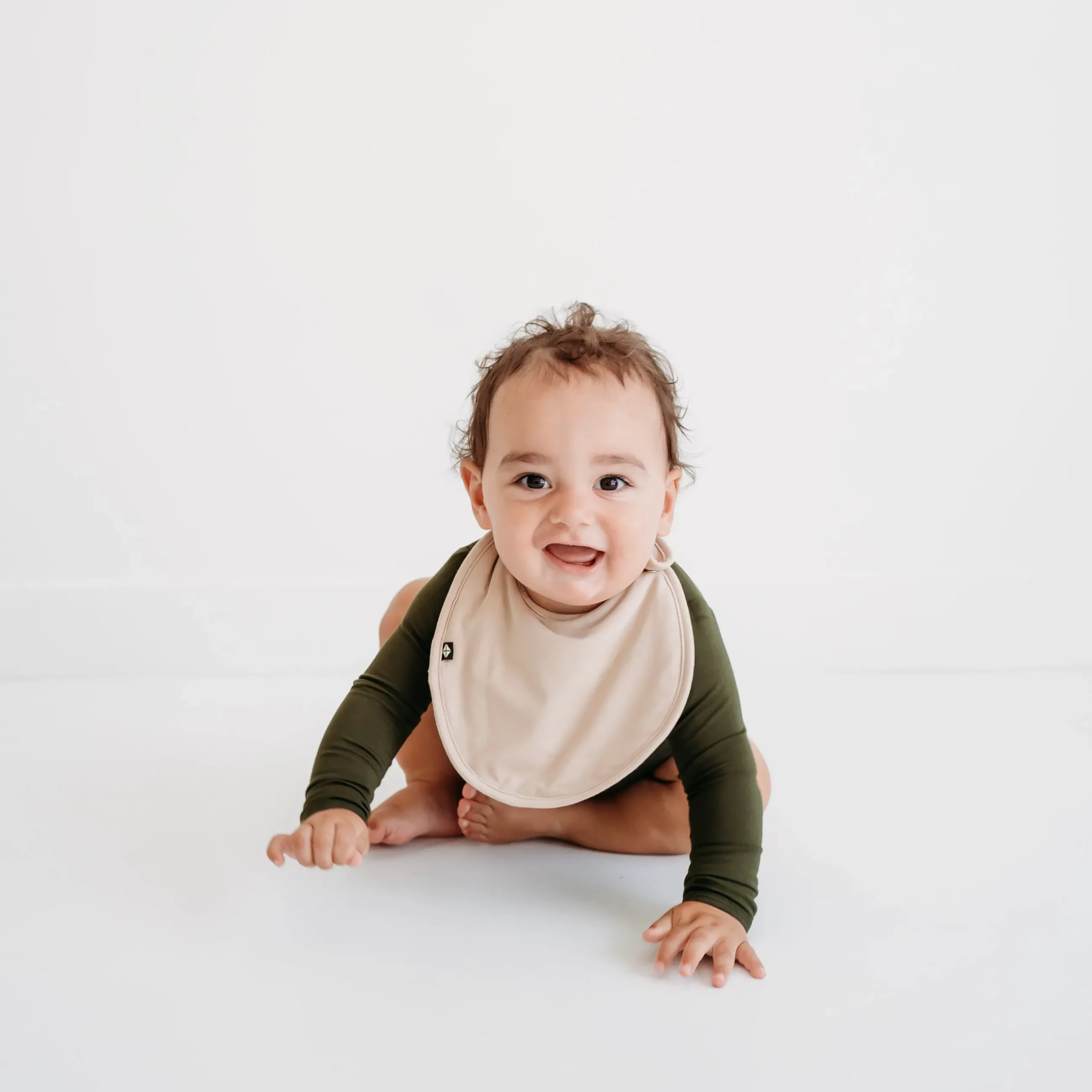 New Kyte Baby Cushy Bib in Bisque