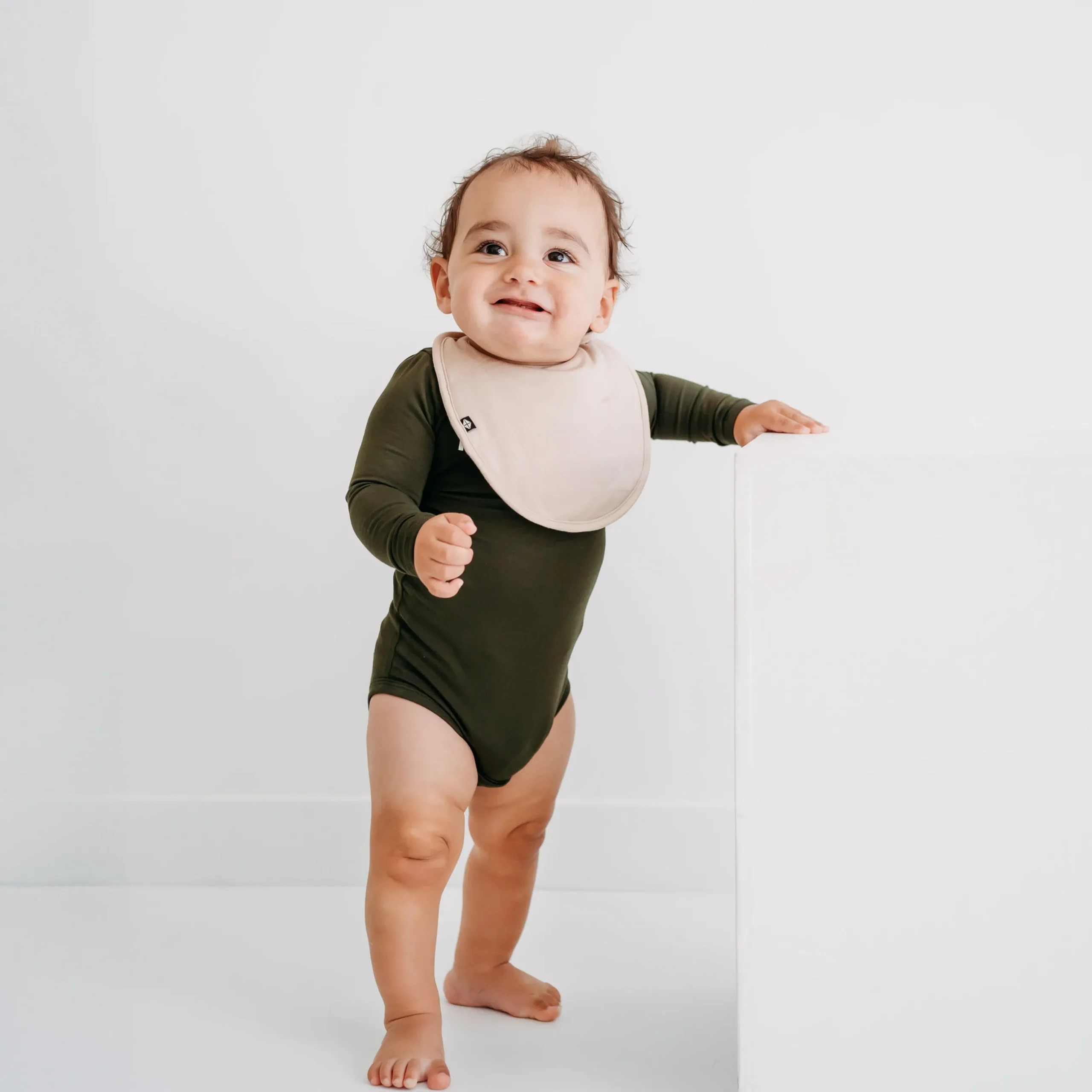 New Kyte Baby Cushy Bib in Bisque