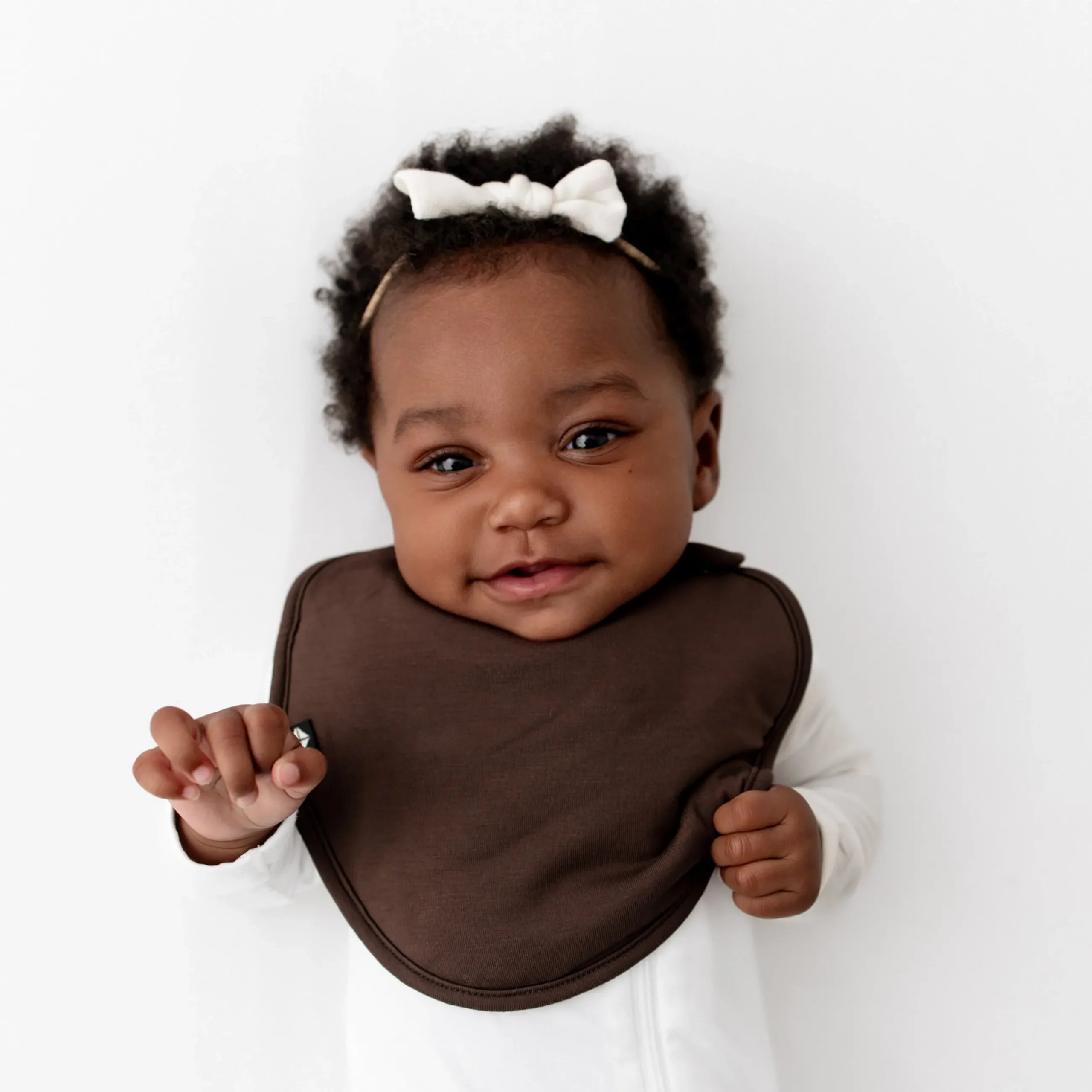 Hot Kyte Baby Cushy Bib in Espresso