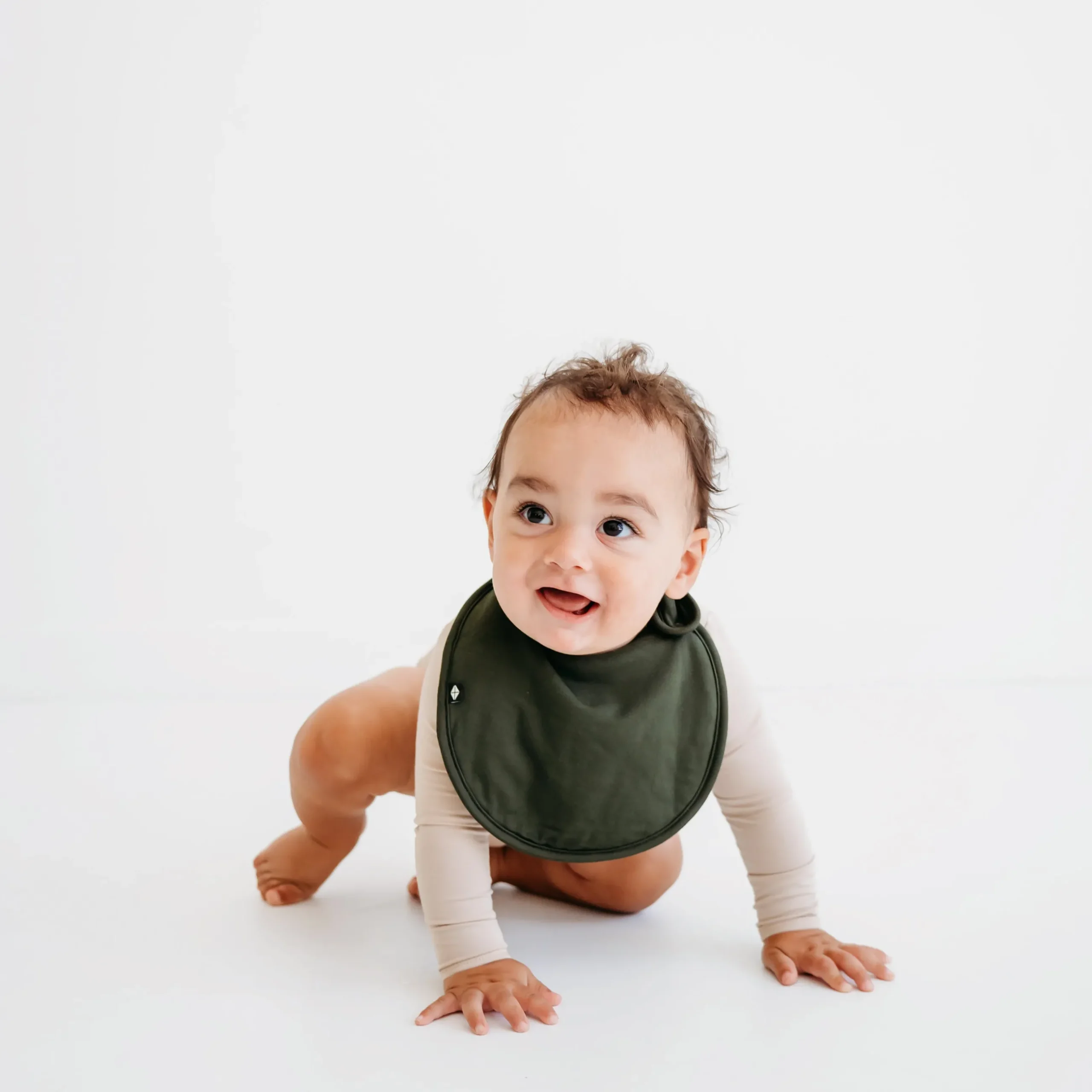 Outlet Kyte Baby Cushy Bib in Fir