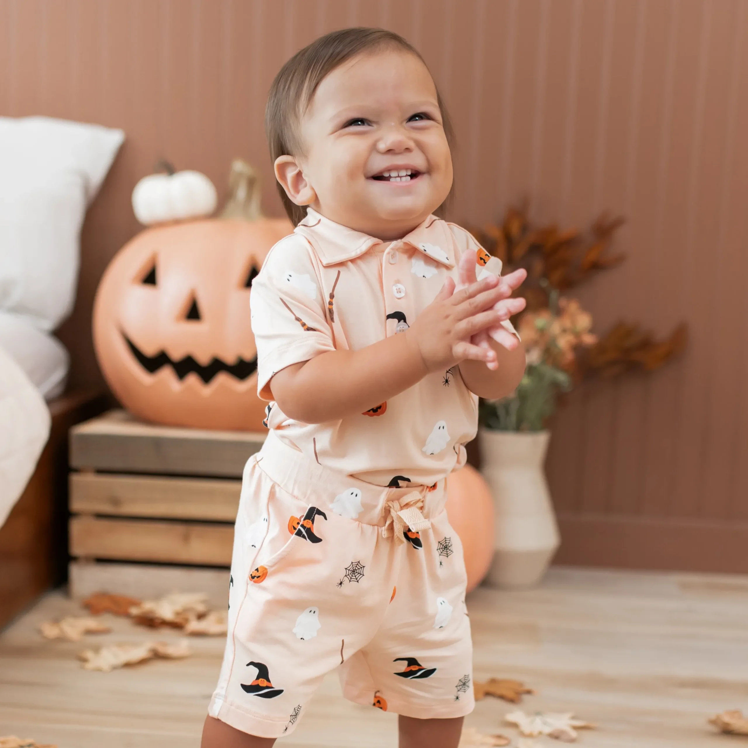 Kyte Baby Drawstring Short in Bewitched