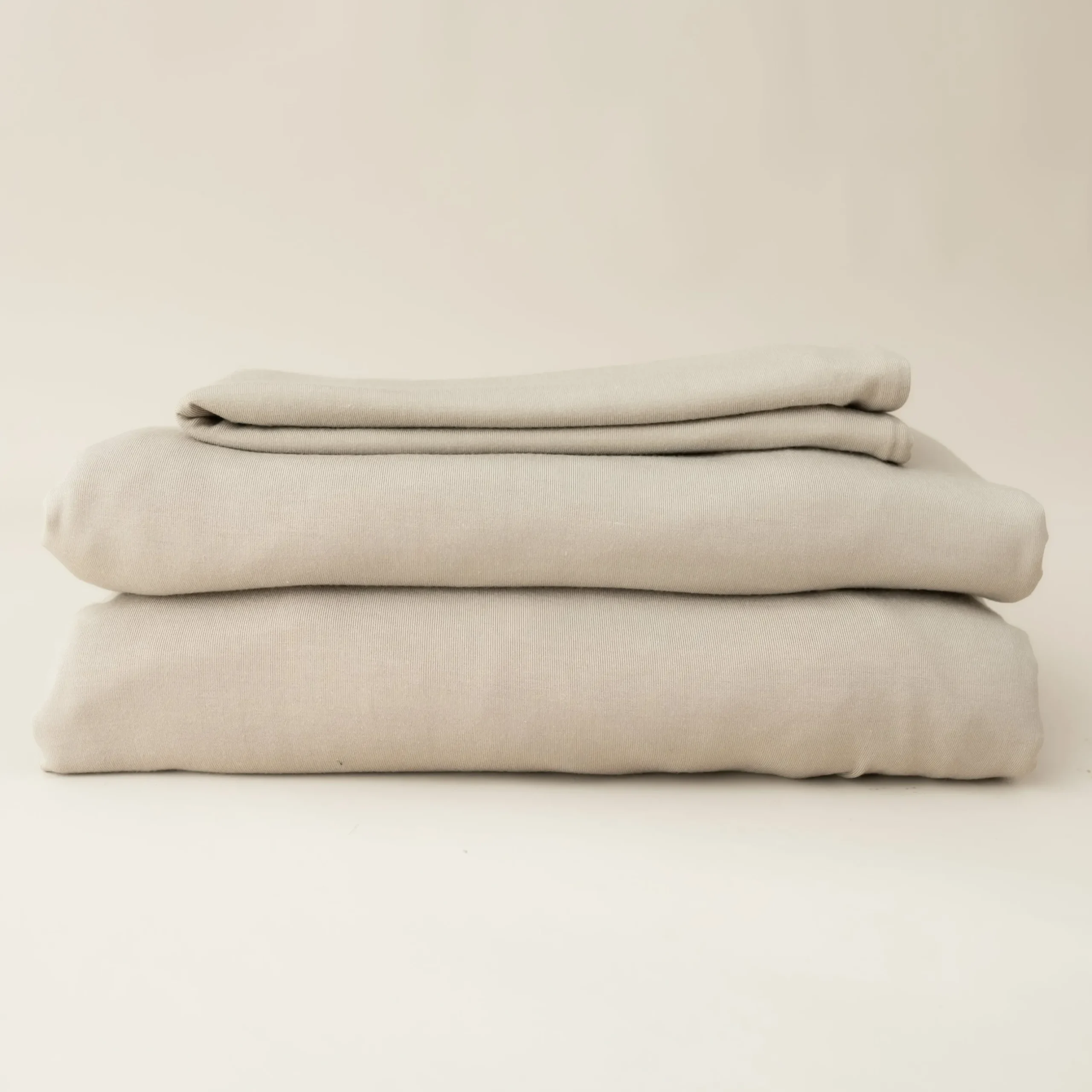 Kyte Baby Fitted Sheet with Pillowcases in Almond
