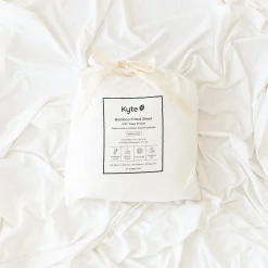 Online Kyte Baby Fitted Sheet with Pillowcases in Cloud