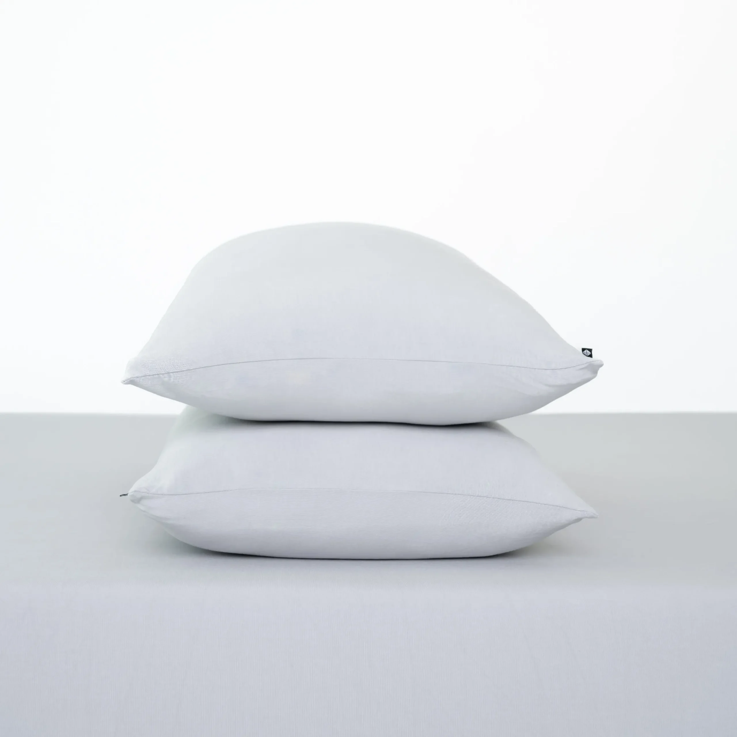 Discount Kyte Baby Fitted Sheet with Pillowcases in Storm