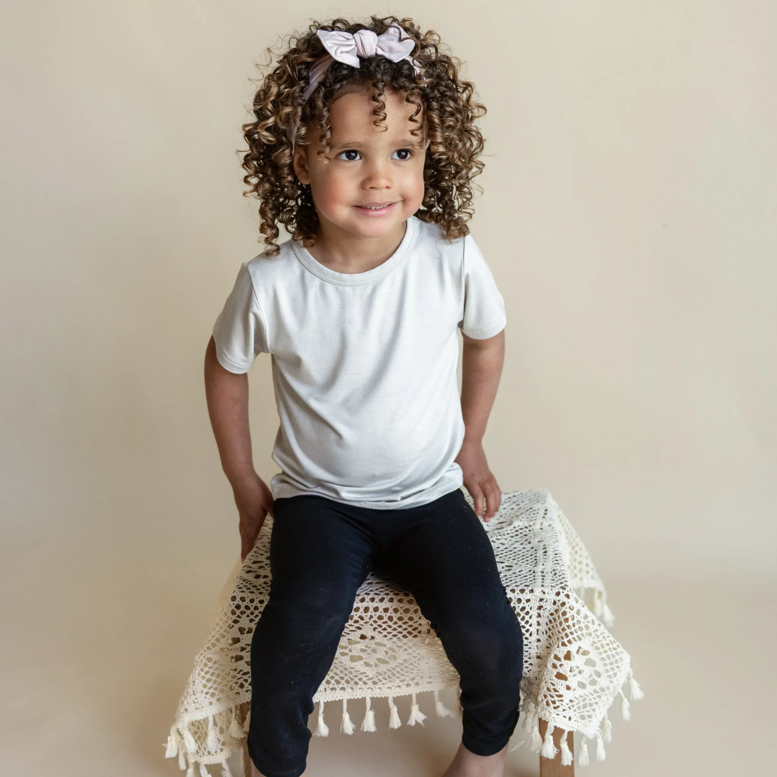 Hot Kyte Baby Knotted Bow Headband in Blush