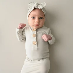 Sale Kyte Baby Knotted Gown with Bow Set in Oat