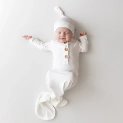 Kyte Baby Knotted Gown with Hat Set in Cloud
