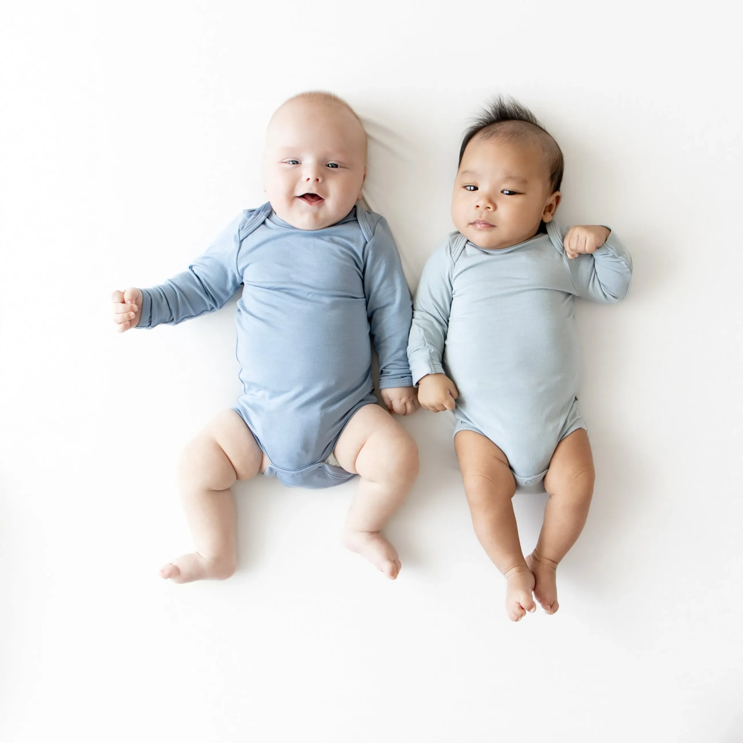 Sale Kyte Baby Long Sleeve Bodysuit in Fog