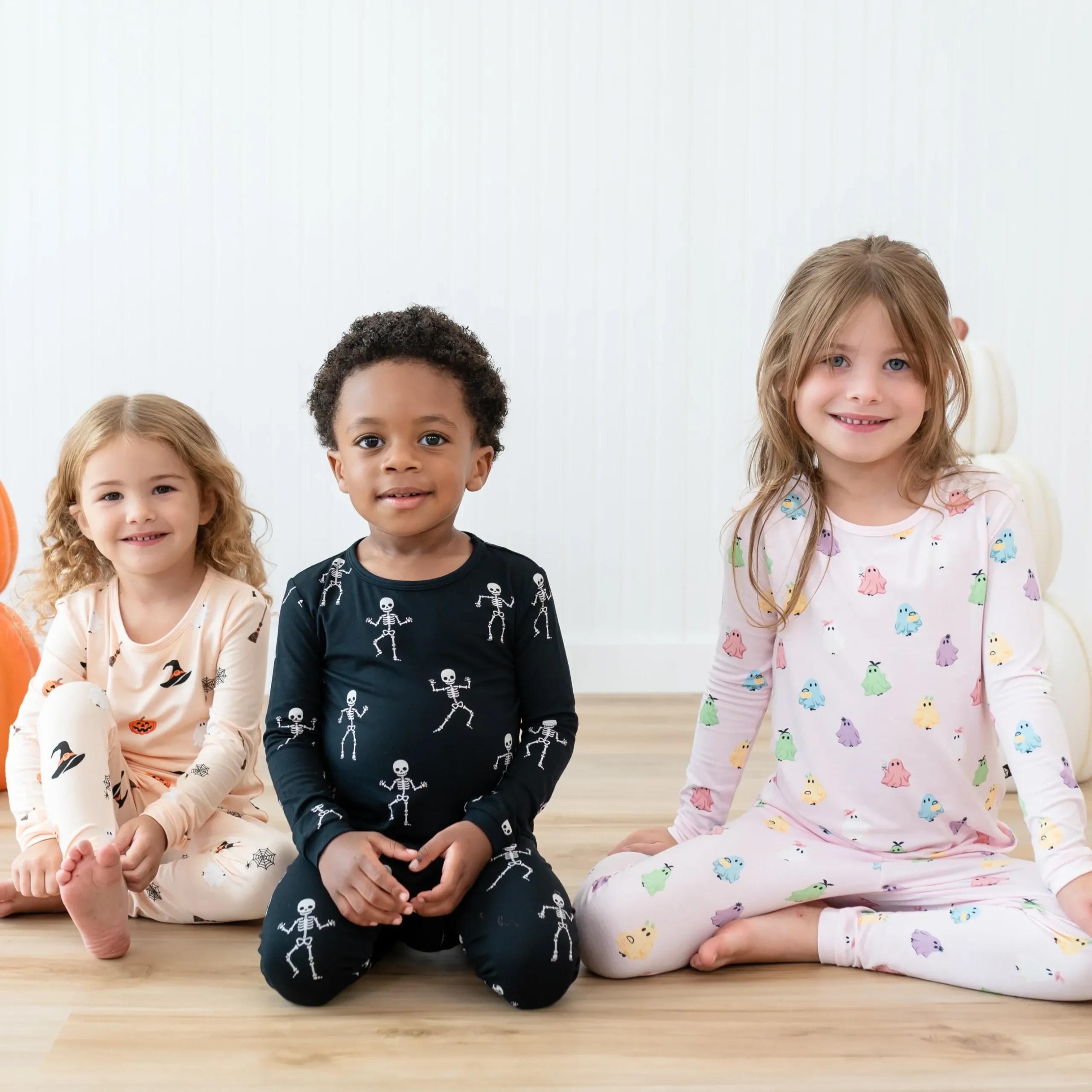Sale Kyte Baby Long Sleeve Pajamas in Pastel Ghost