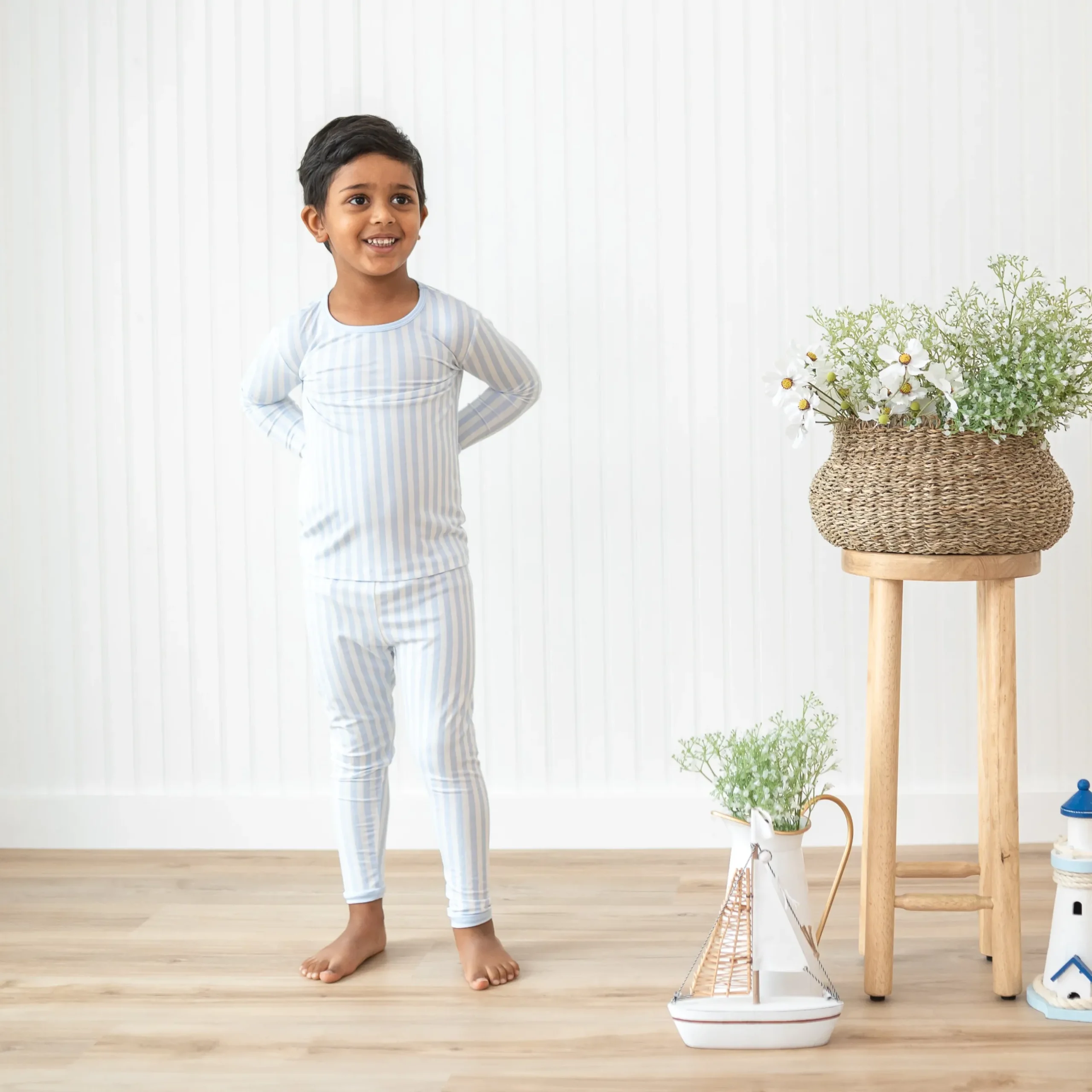 Hot Kyte Baby Long Sleeve Pajamas in Small Mist Stripe