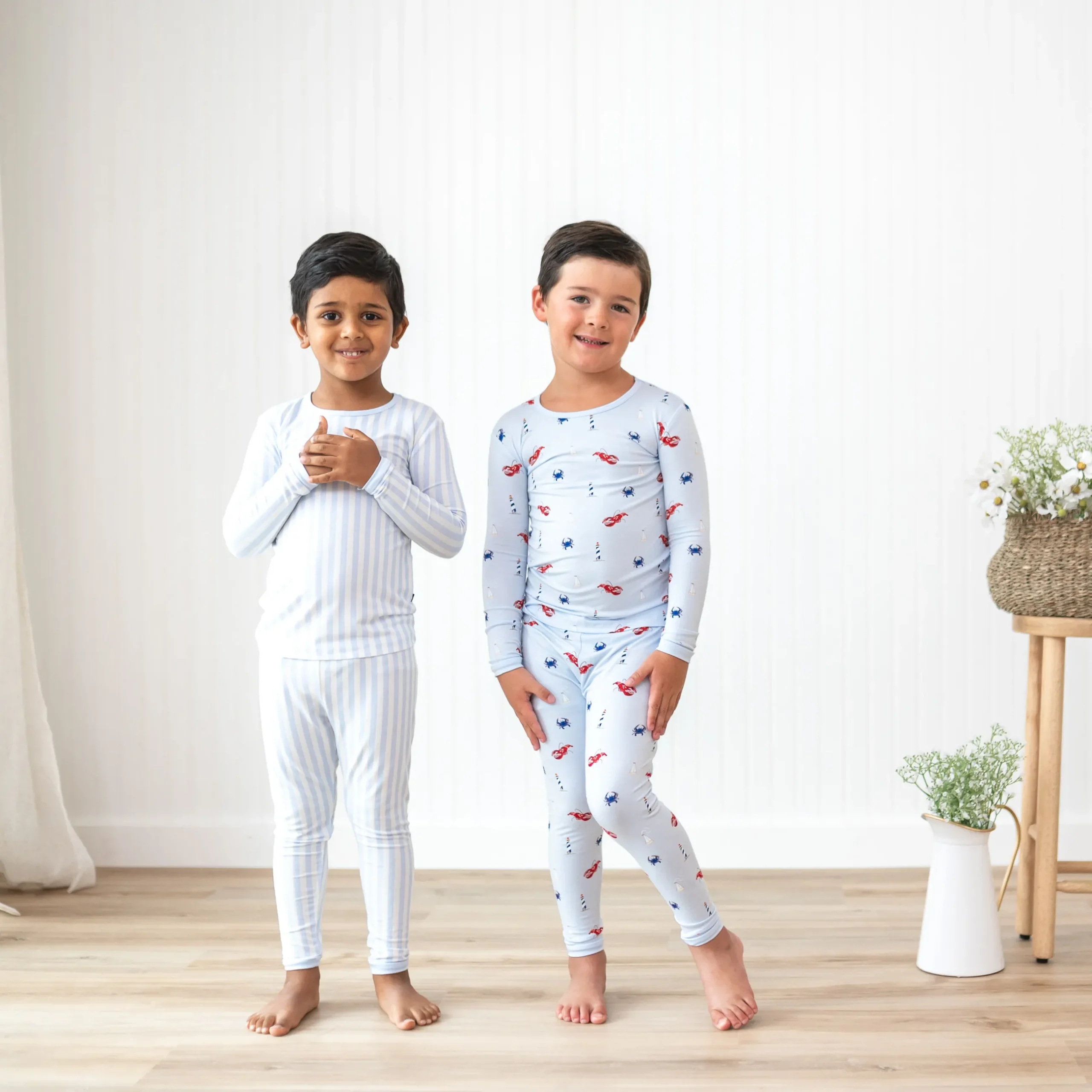 Hot Kyte Baby Long Sleeve Pajamas in Small Mist Stripe