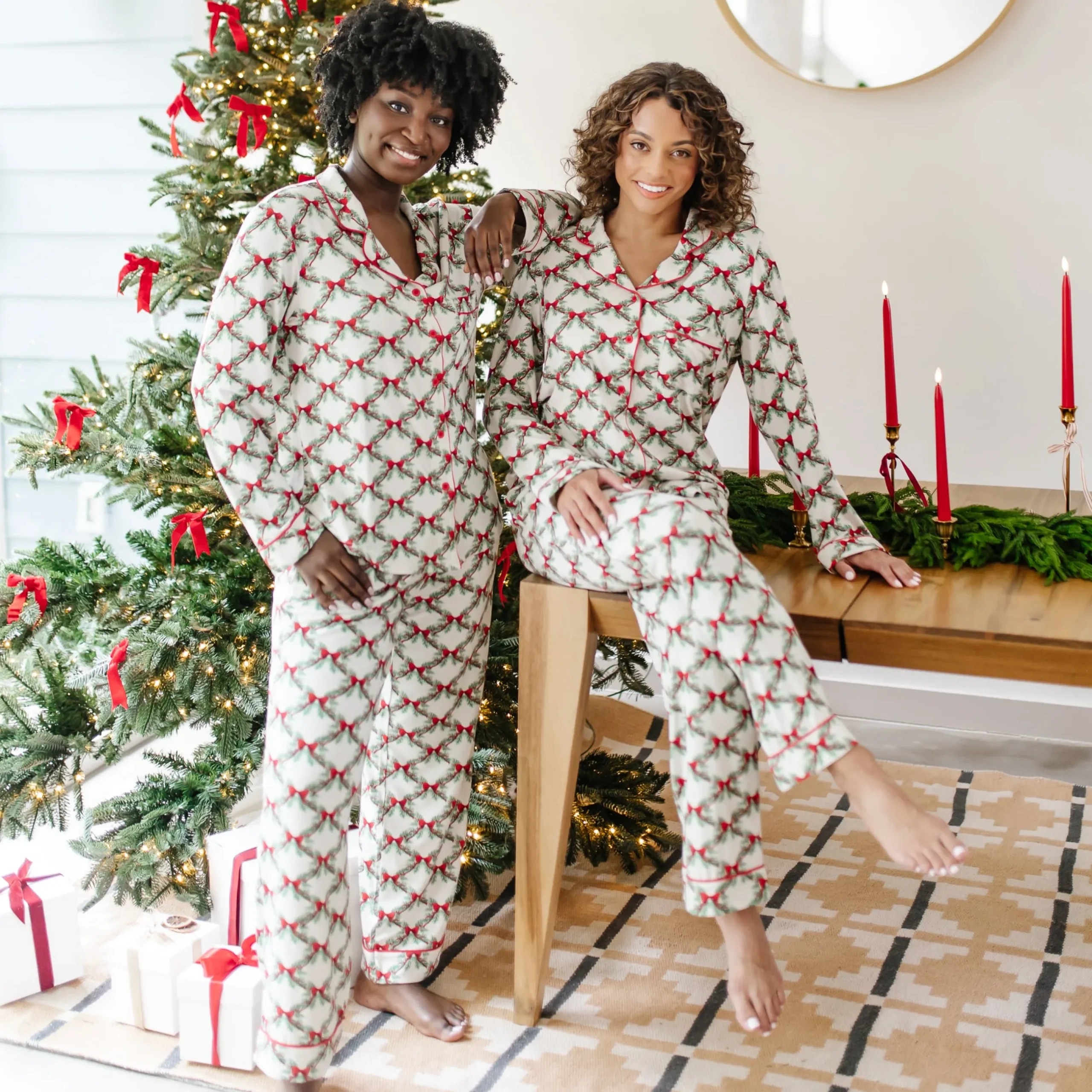 Hot Kyte Baby Long-Sleeved Women's Pajama Set in Holiday Bow