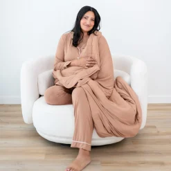 Discount Kyte Baby Long-Sleeved Women's Pajama Set in with Cloud Trim Latte