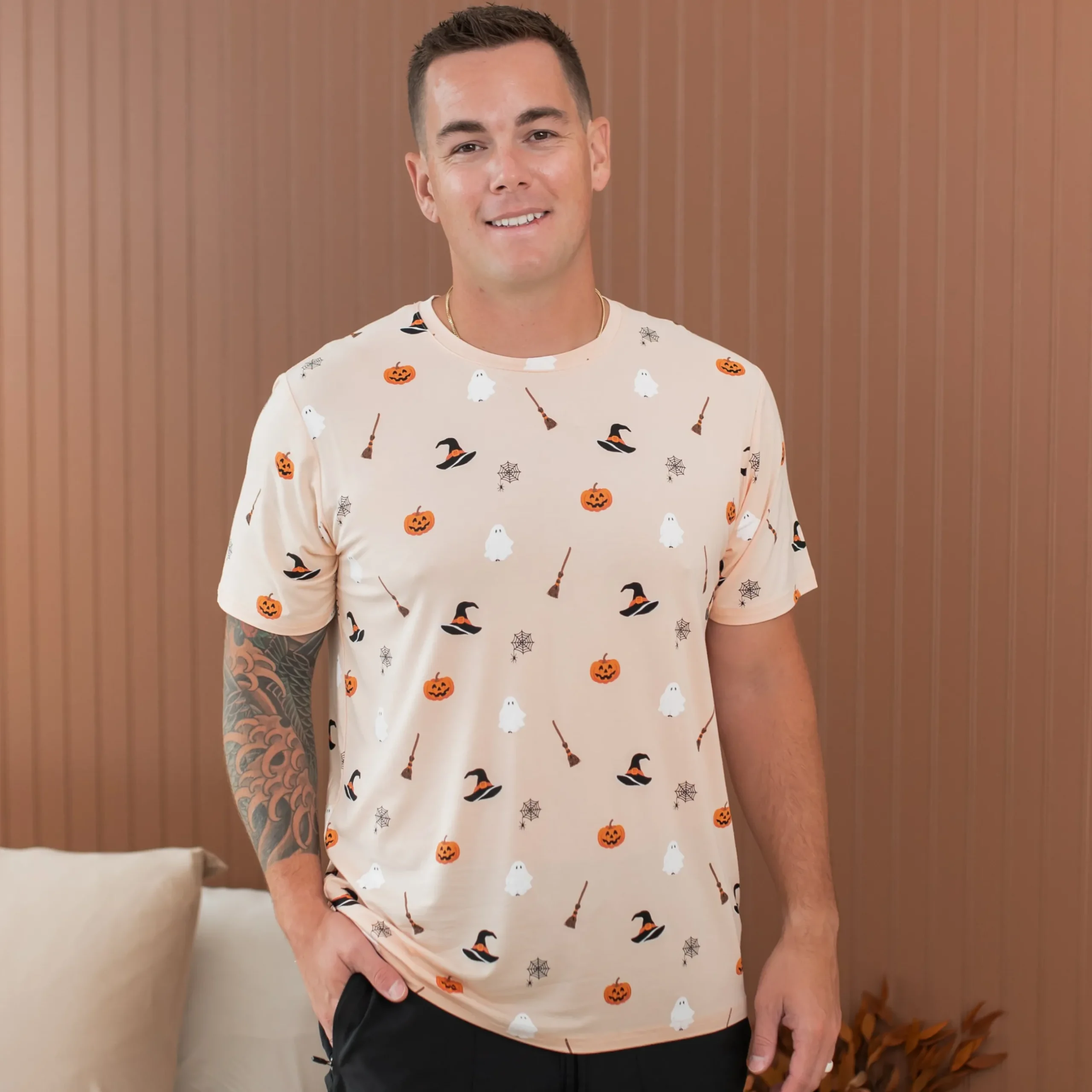 Hot Kyte Baby Men's Crew Neck Tee in Bewitched