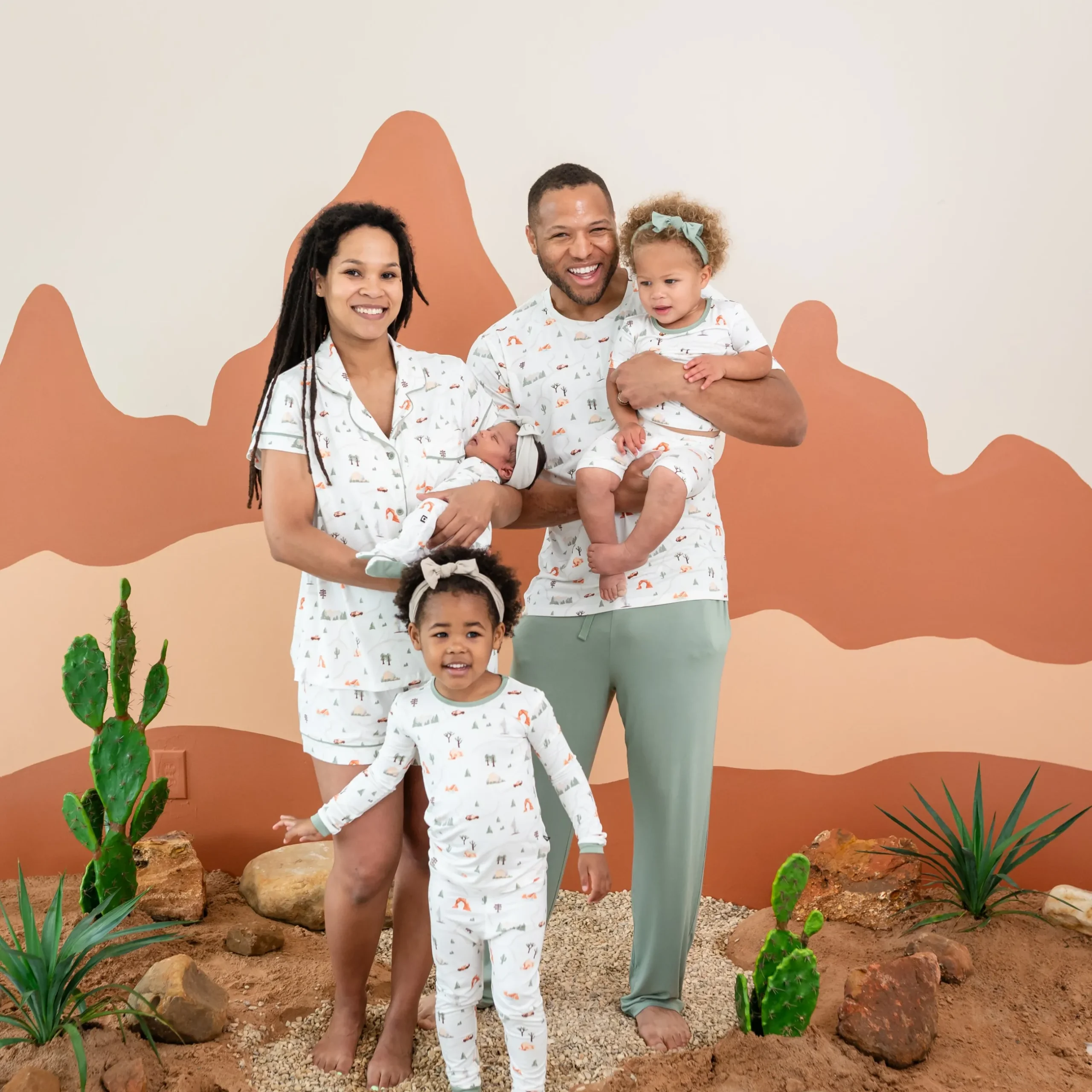 New Kyte Baby Men's Crew Neck Tee in Road Trip