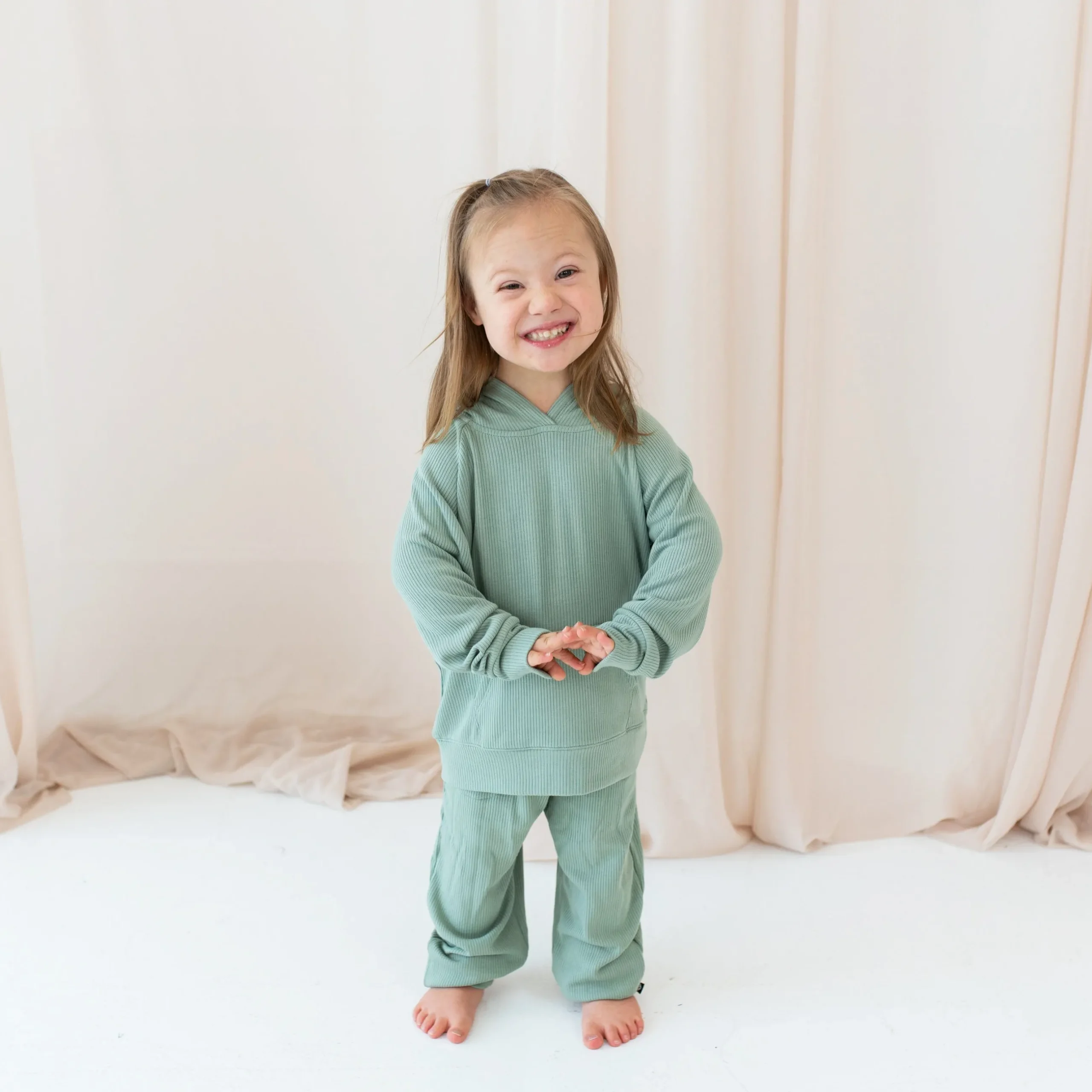 Kyte Baby Ribbed Hoodie in Thyme