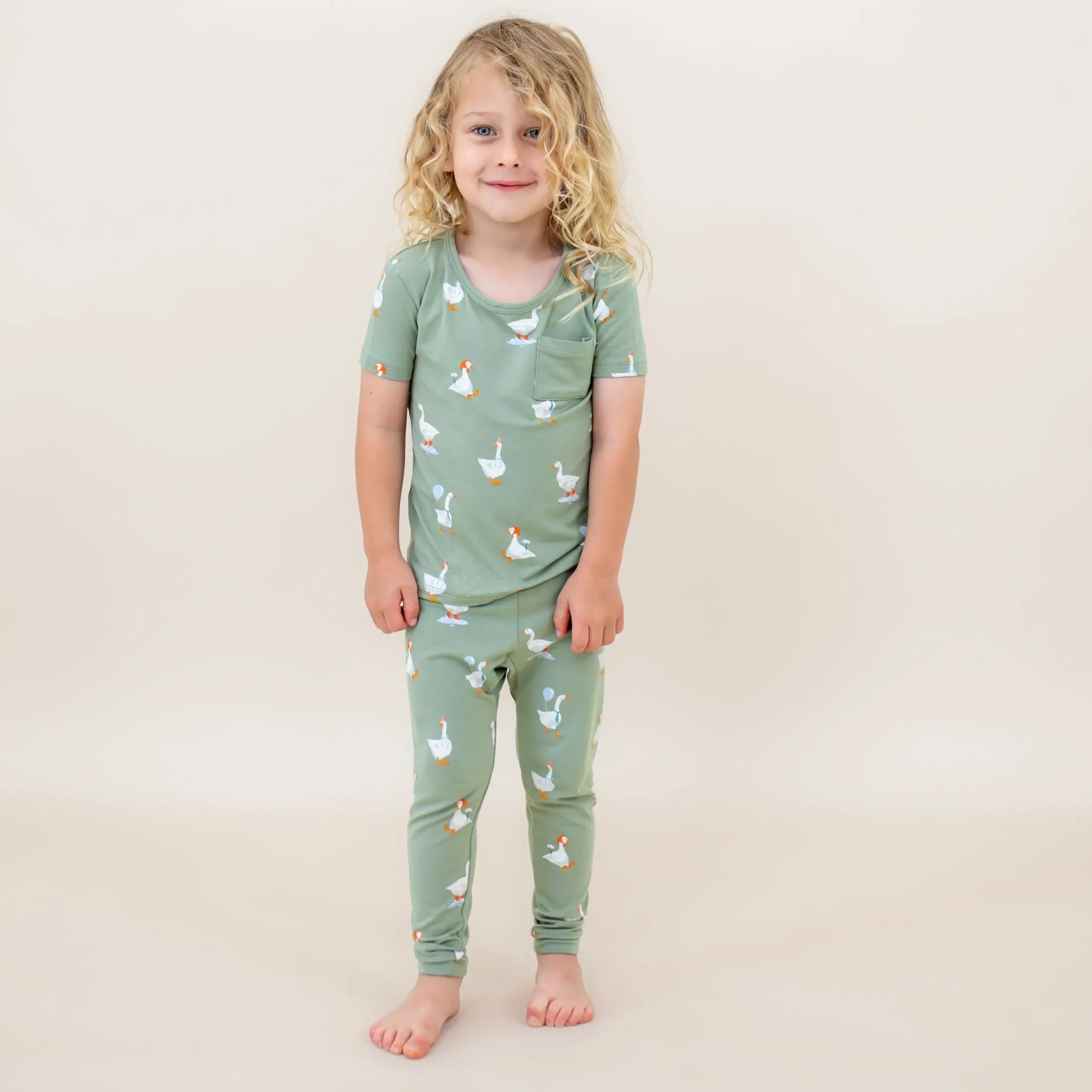Kyte Baby Short Sleeve with Pants Pajamas in Silly Goose