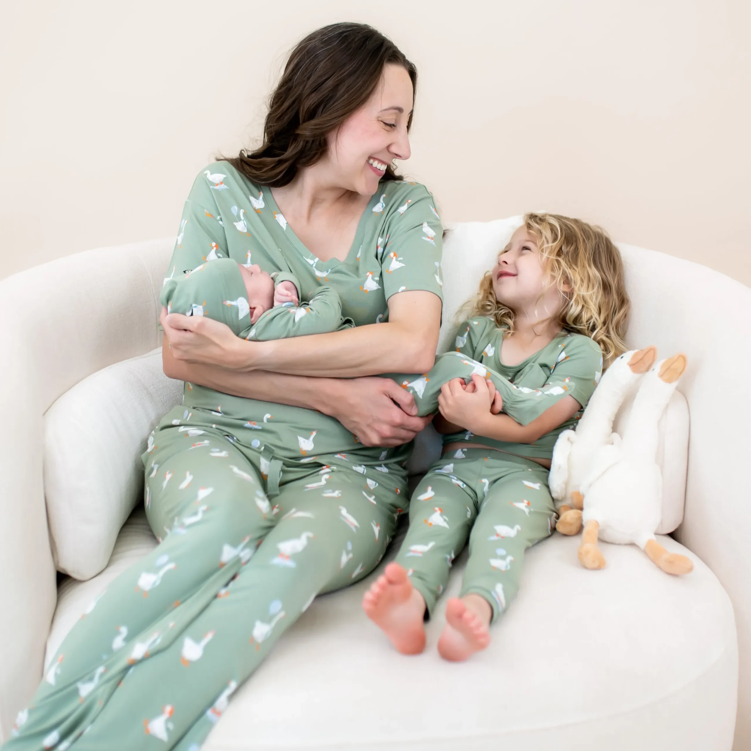 Kyte Baby Short Sleeve with Pants Pajamas in Silly Goose