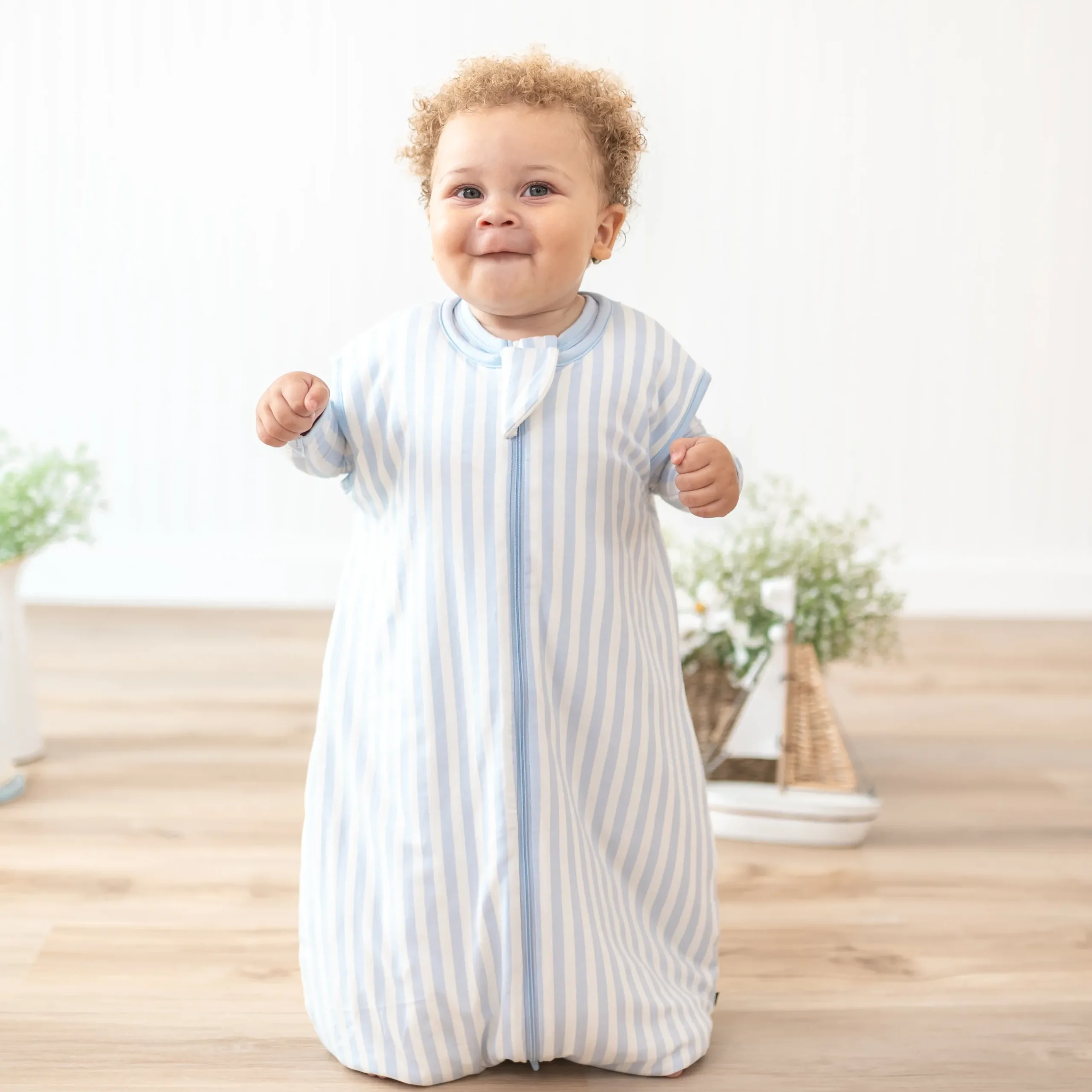 Best Kyte Baby Sleep Bag Walker in 1.0 Small Mist Stripe