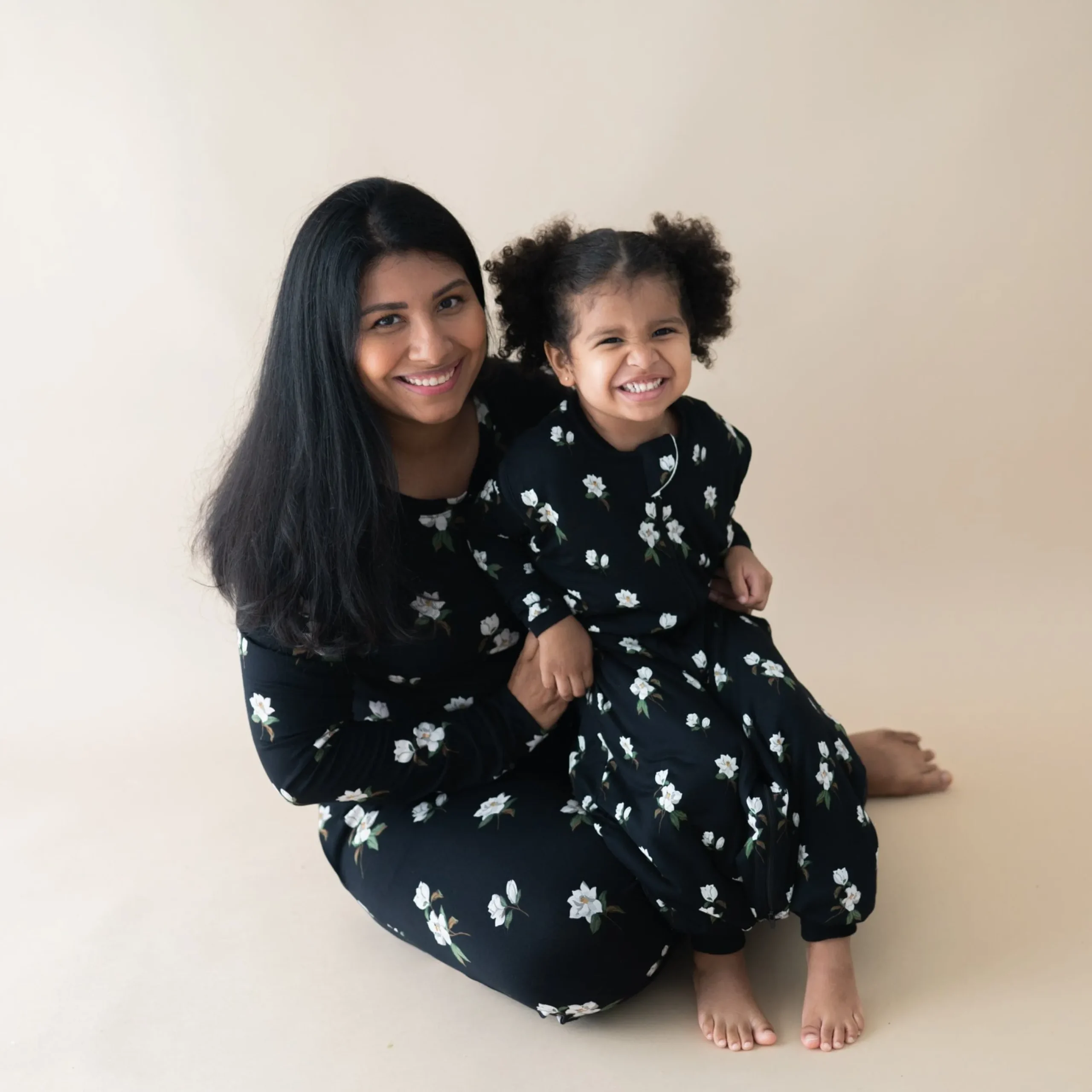 Kyte Baby Sleep Bag Walker in 1.0 Small Midnight Magnolia