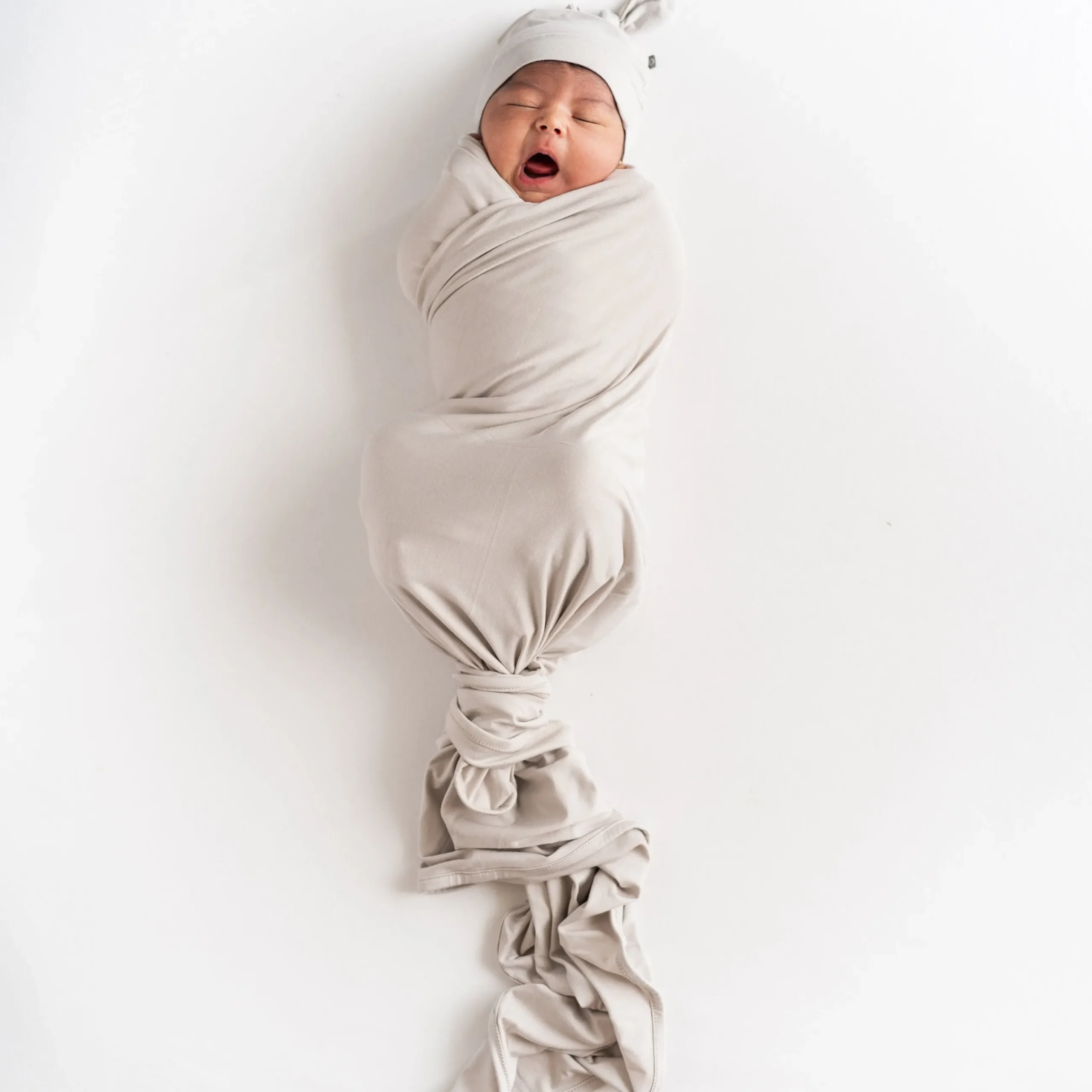 Best Kyte Baby Swaddle Blanket in Oat