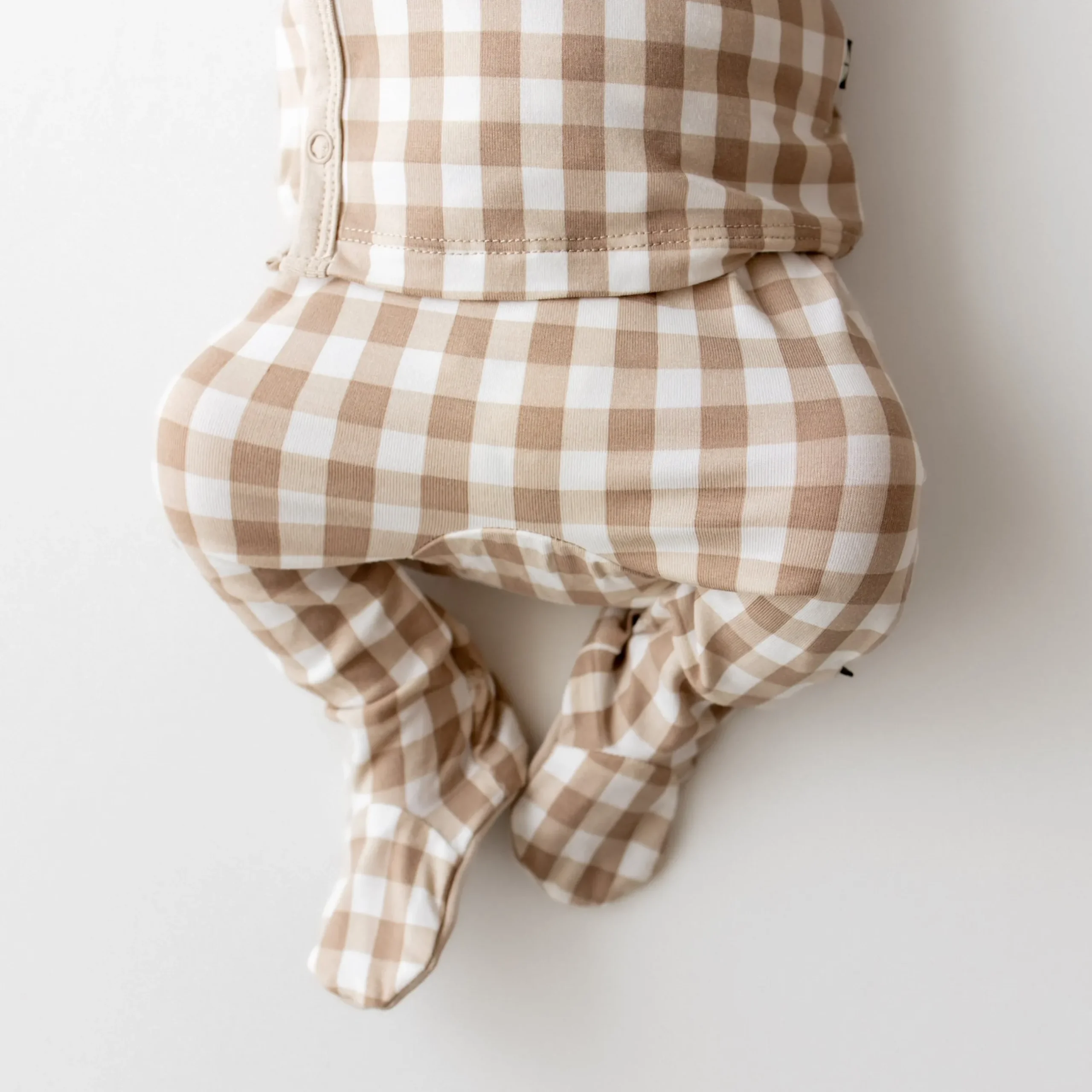 New Kyte Baby Take Me Home Set with Cap in Gingham Bisque