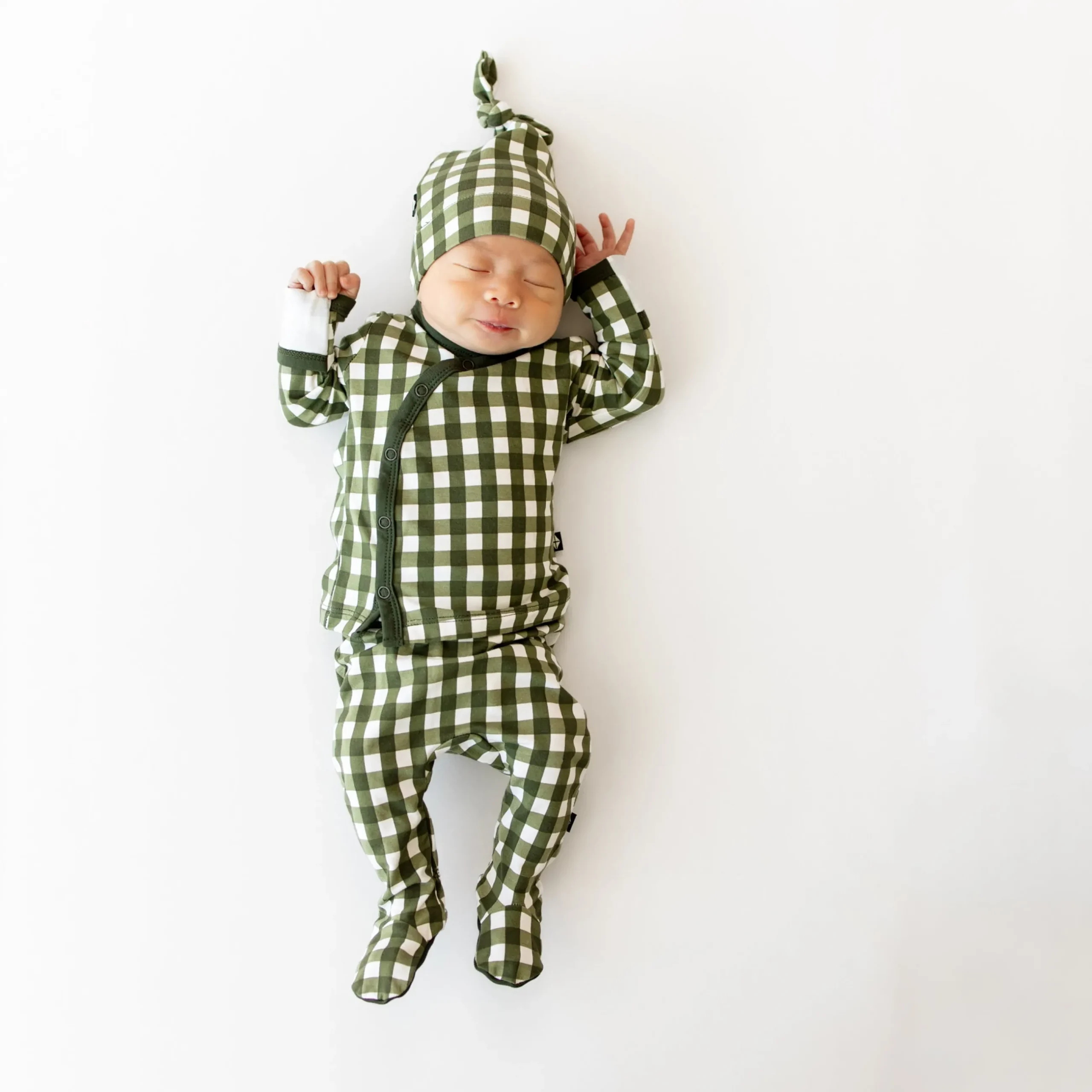 Hot Kyte Baby Take Me Home Set with Cap in Gingham Fir
