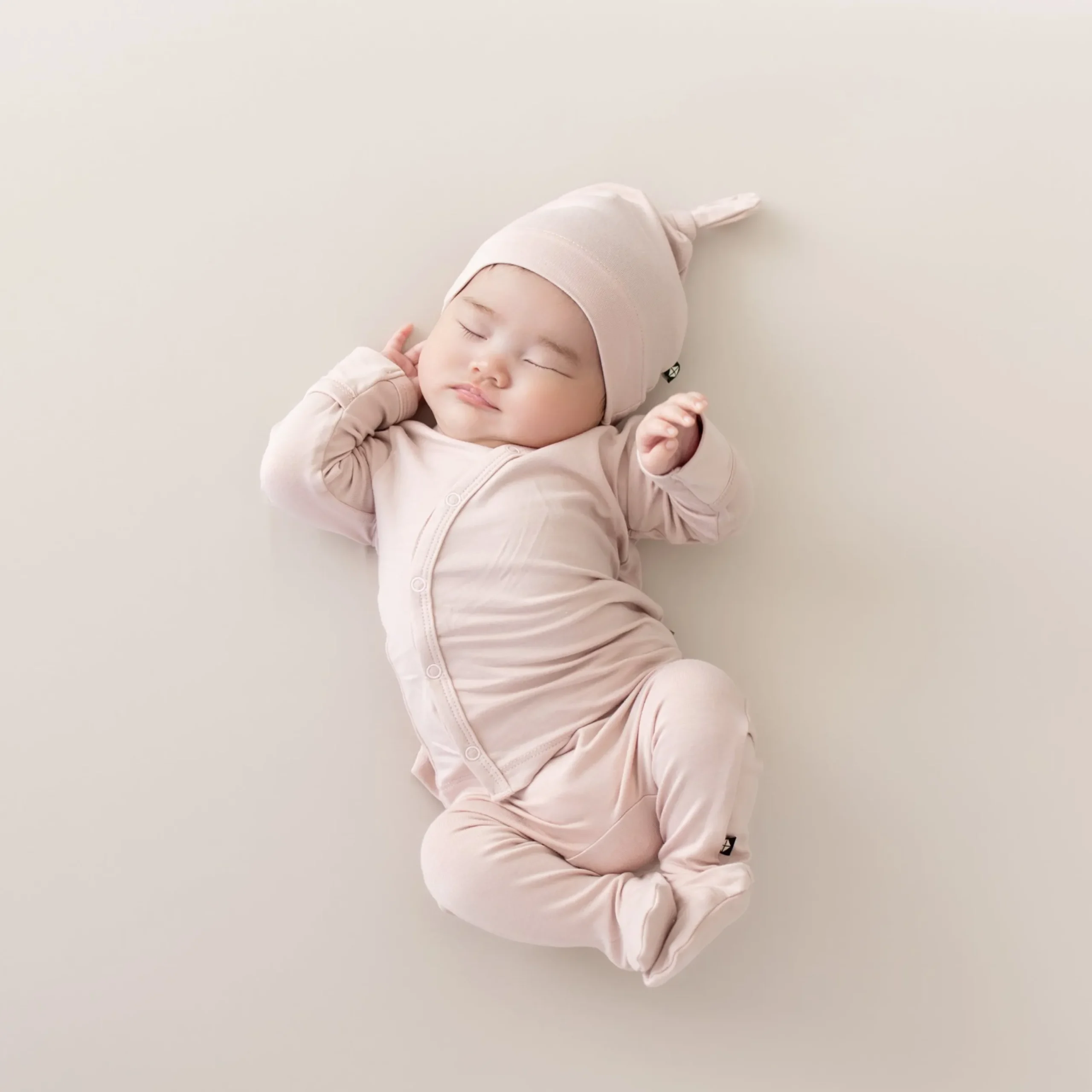 Hot Kyte Baby Take Me Home Set with Cap in Blush