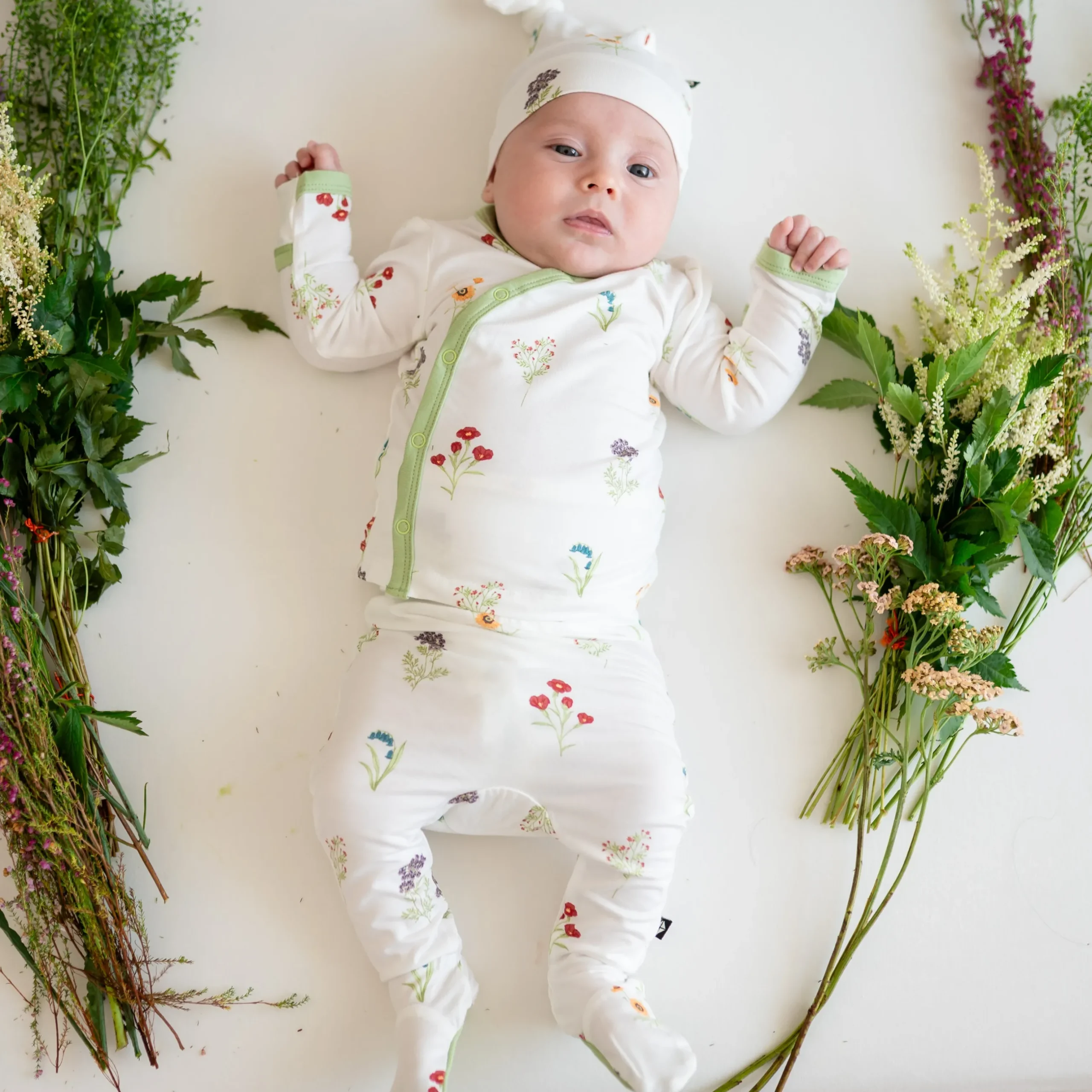 Online Kyte Baby Take Me Home Set with Cap in Wildflower