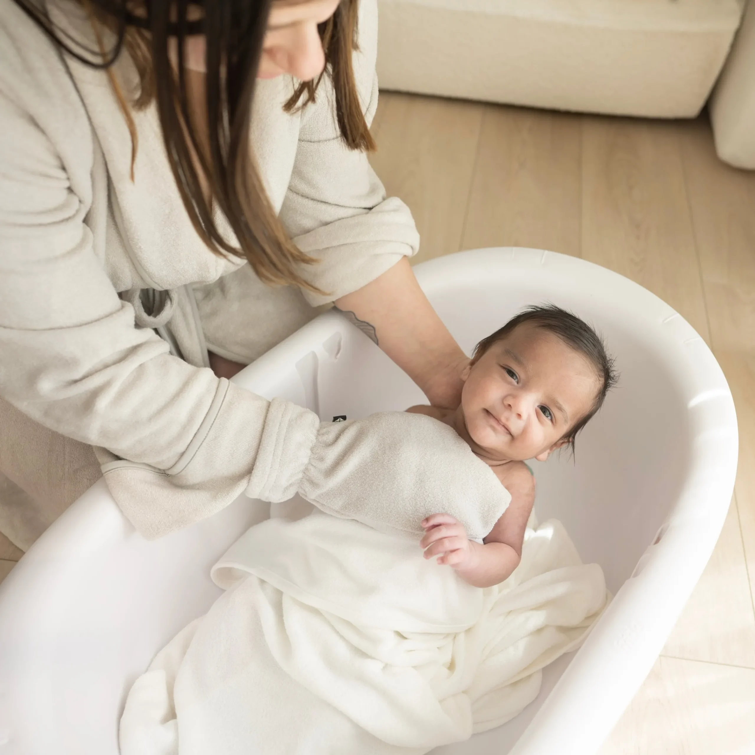 New Kyte Baby Terry Bath Mitt in Oat