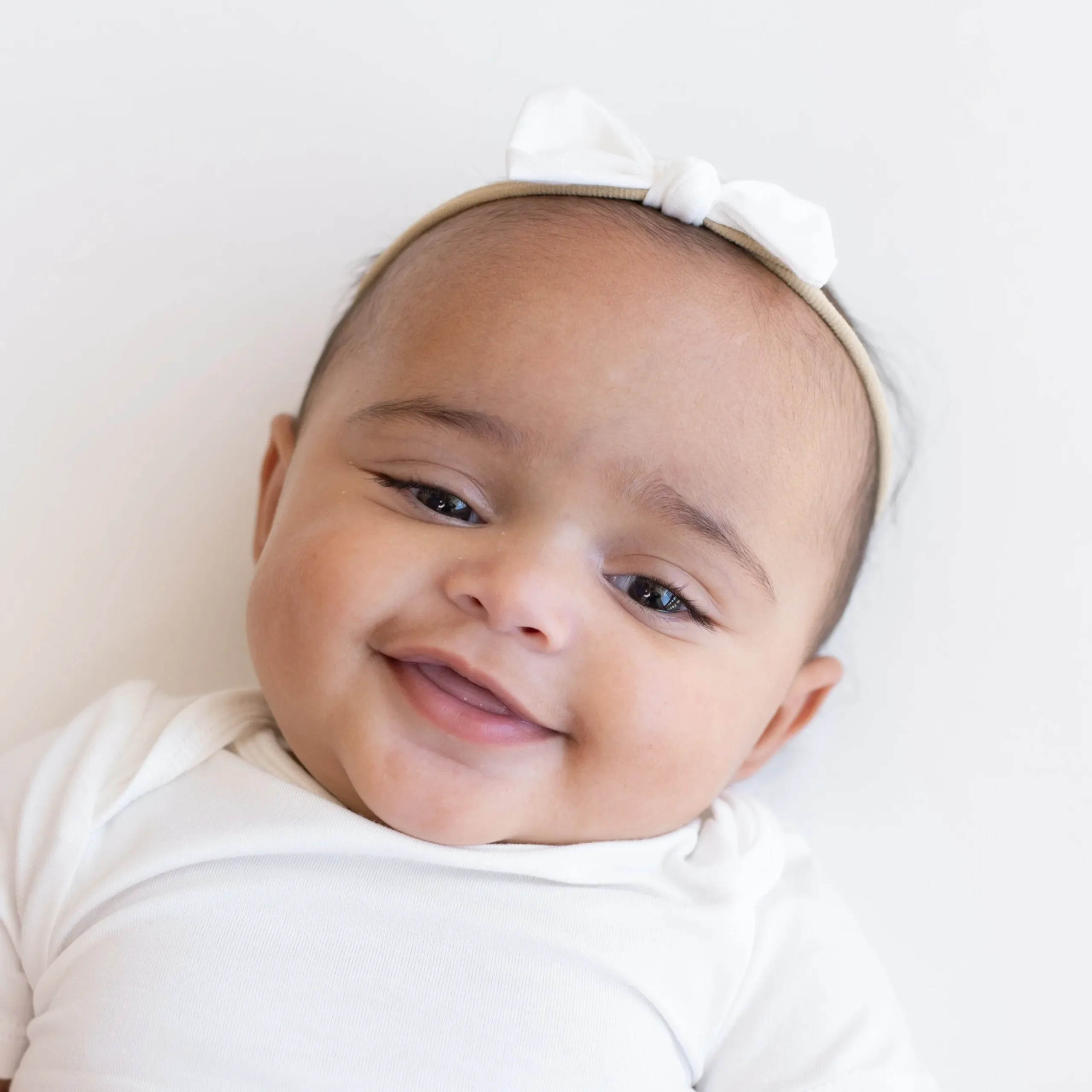 Outlet Kyte Baby Tiny Nylon Bow in Cloud