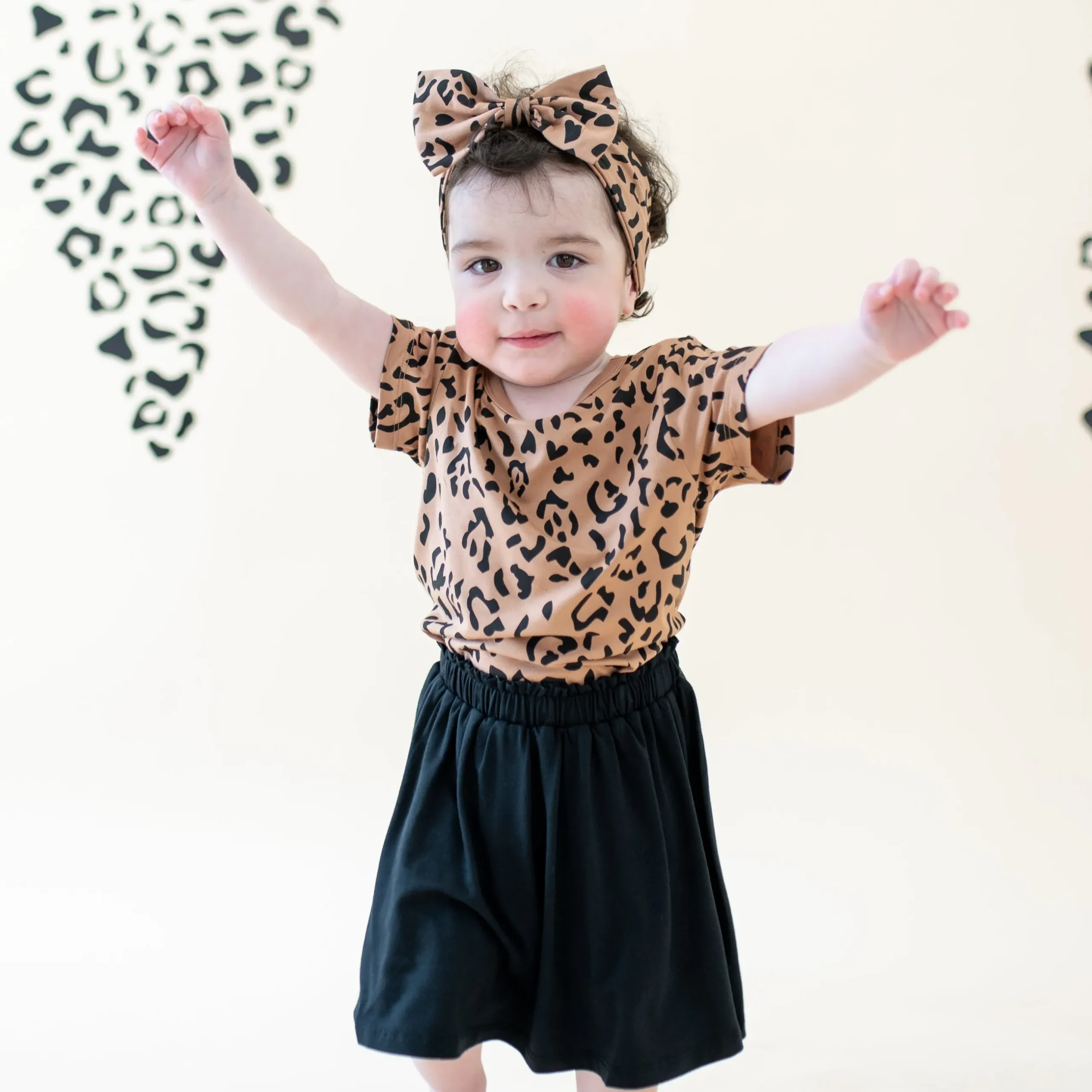 Hot Kyte Baby Toddler Basic Tee in Latte Leopard