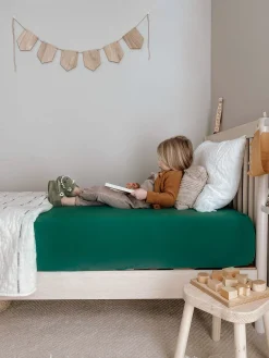 Kyte Baby Twin Sheet in Emerald