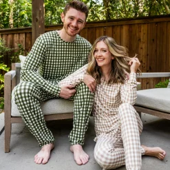 Hot Kyte Baby Women's Jogger Pajama Set in Gingham Bisque